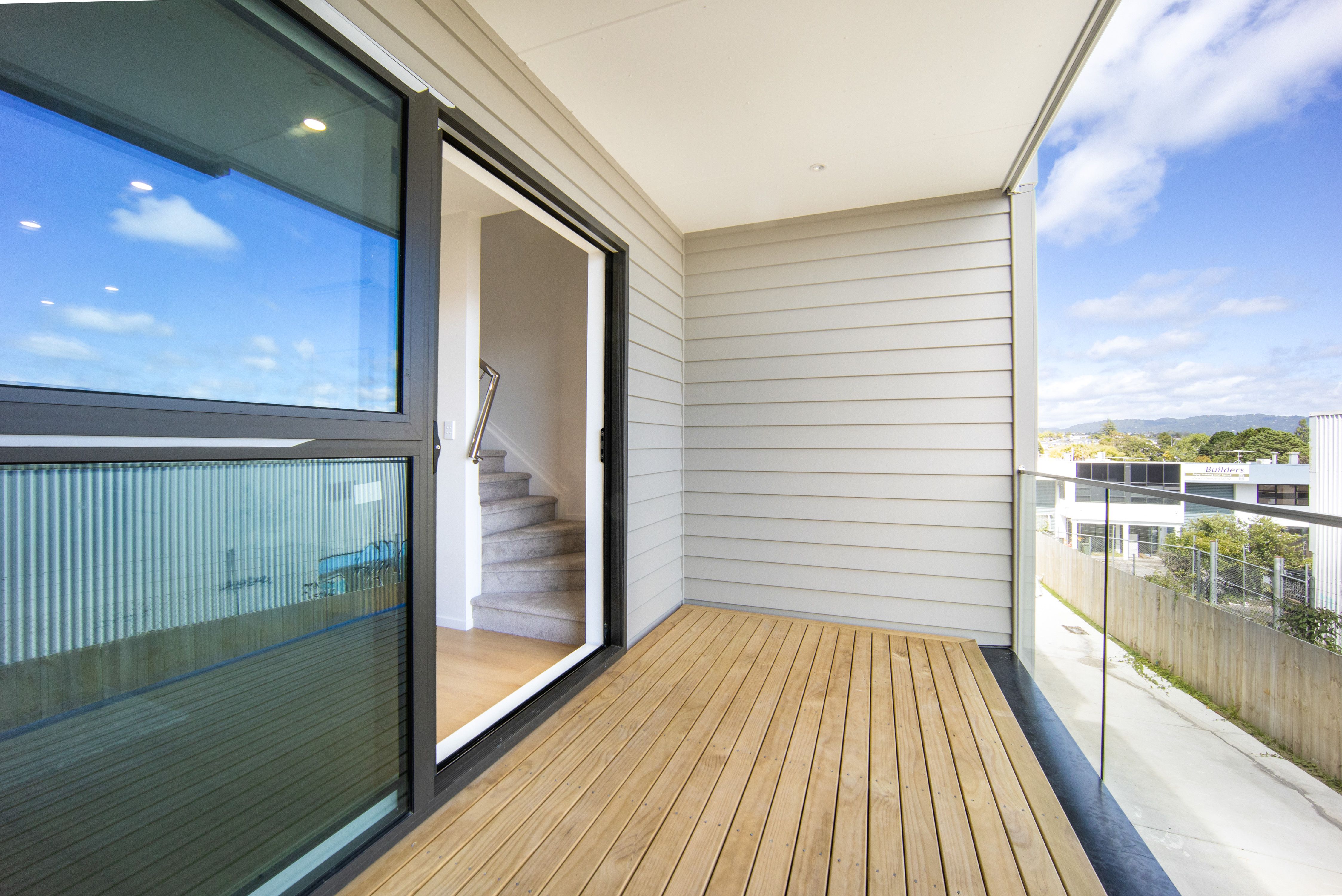 8/4024 Great North Road, Glen Eden, Waitakere City