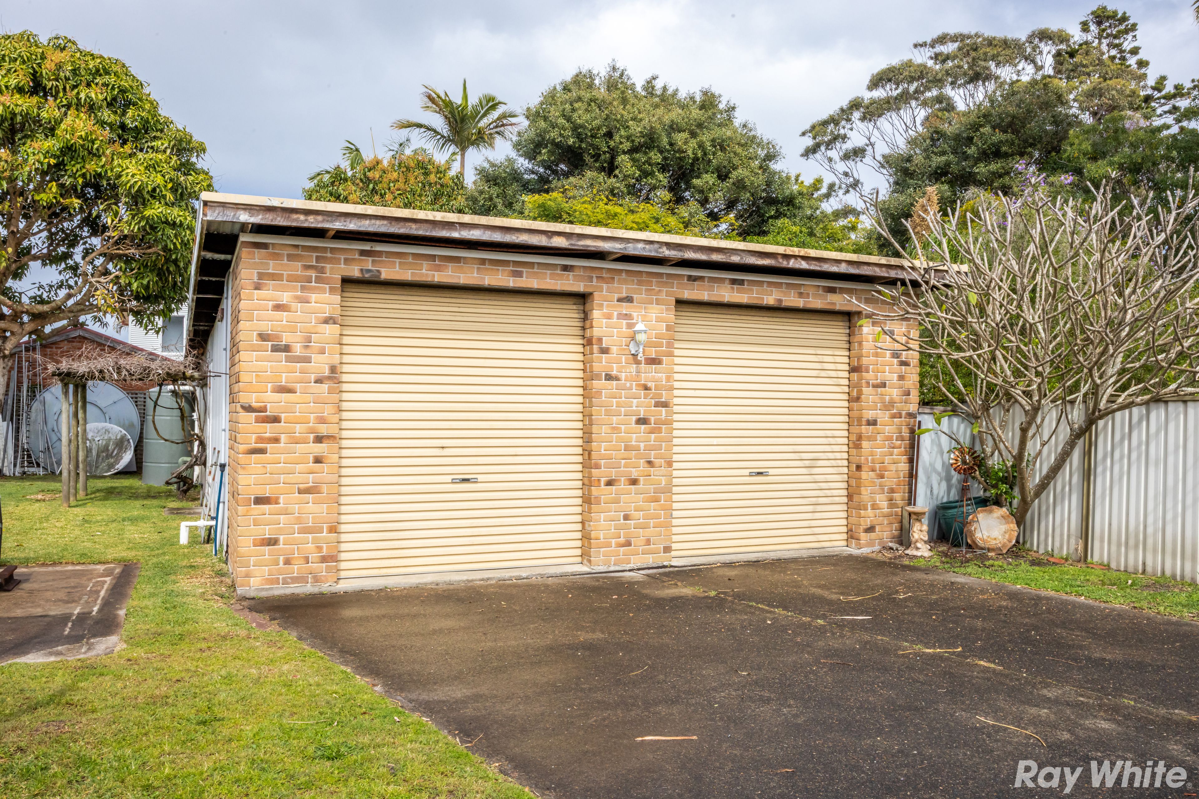 8 Kularoo Drive — photo 12 of 13