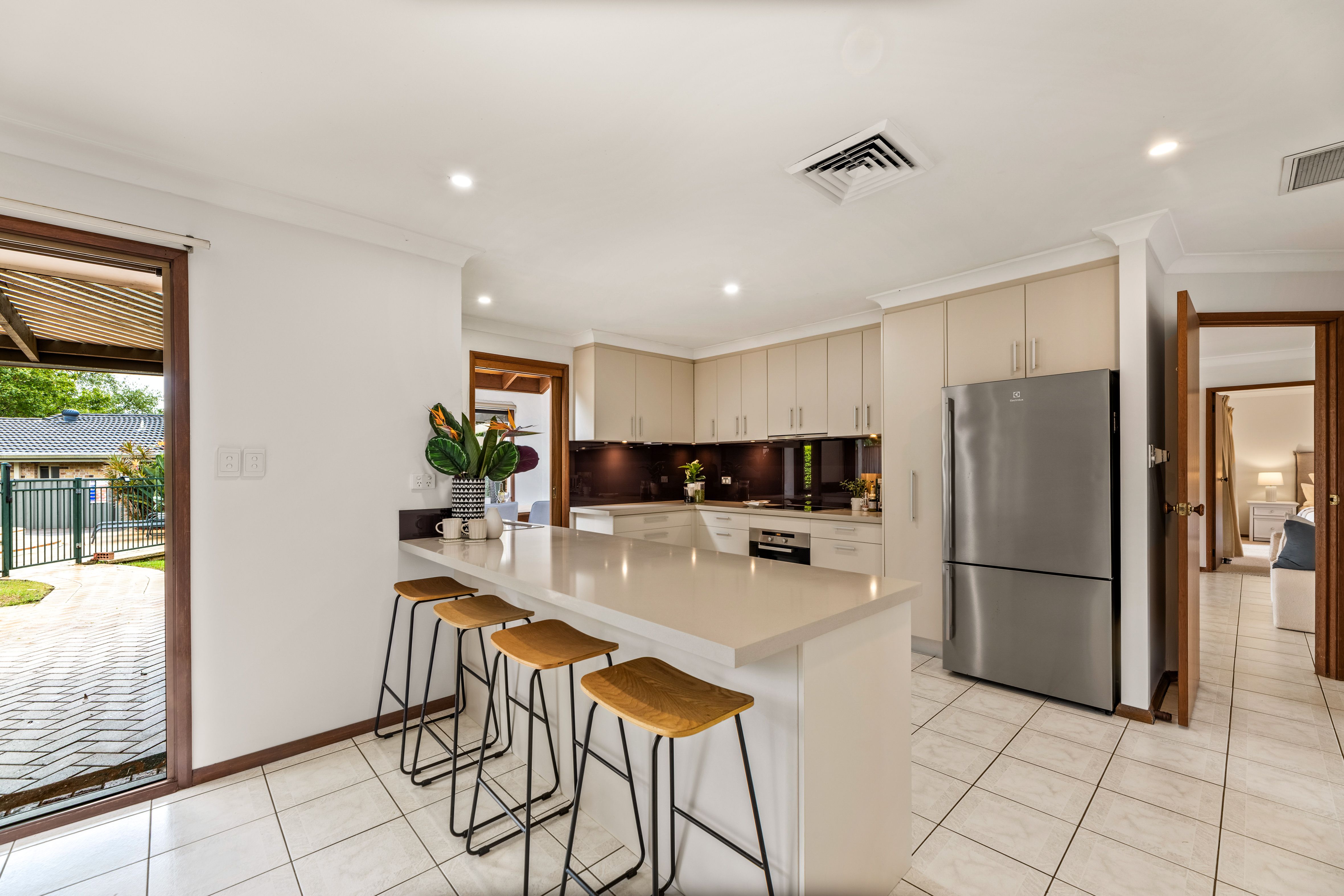 51 Yanderra Avenue — photo 6 of 20