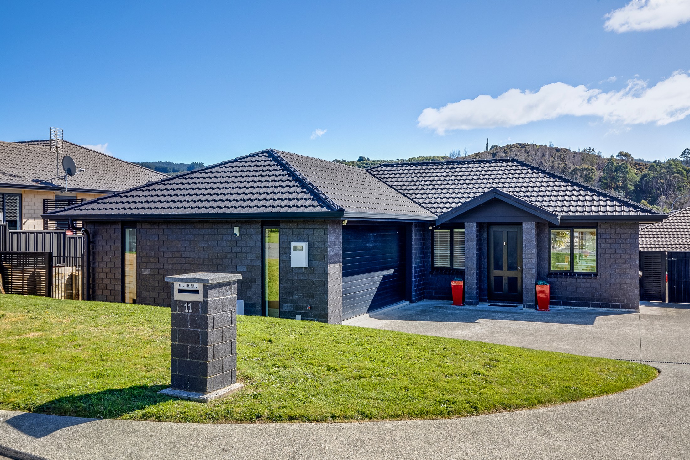 11 Greenstone Grove, Brown Owl, Upper Hutt City