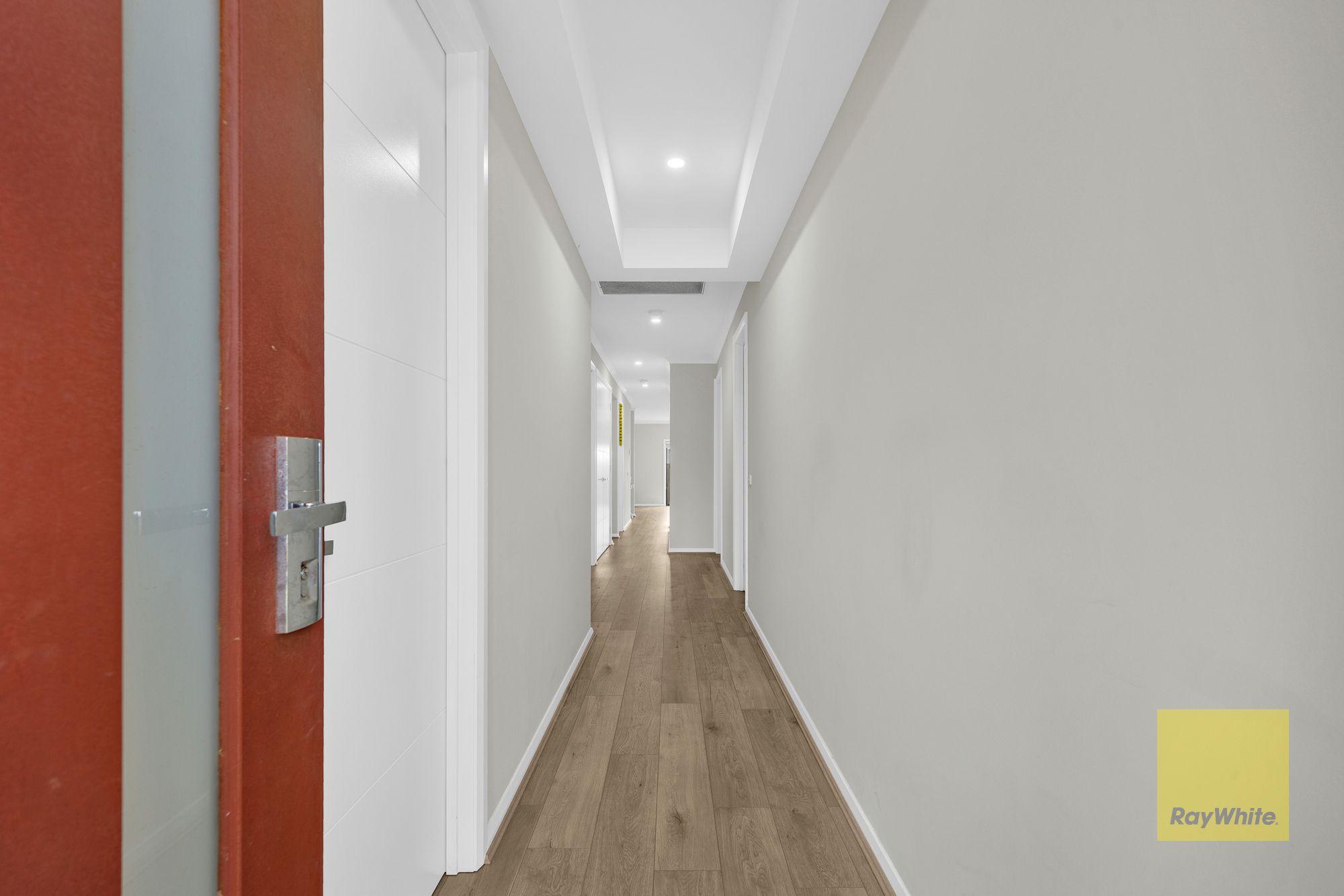 20 Adelong Boulevard, COBBLEBANK, VIC 3338