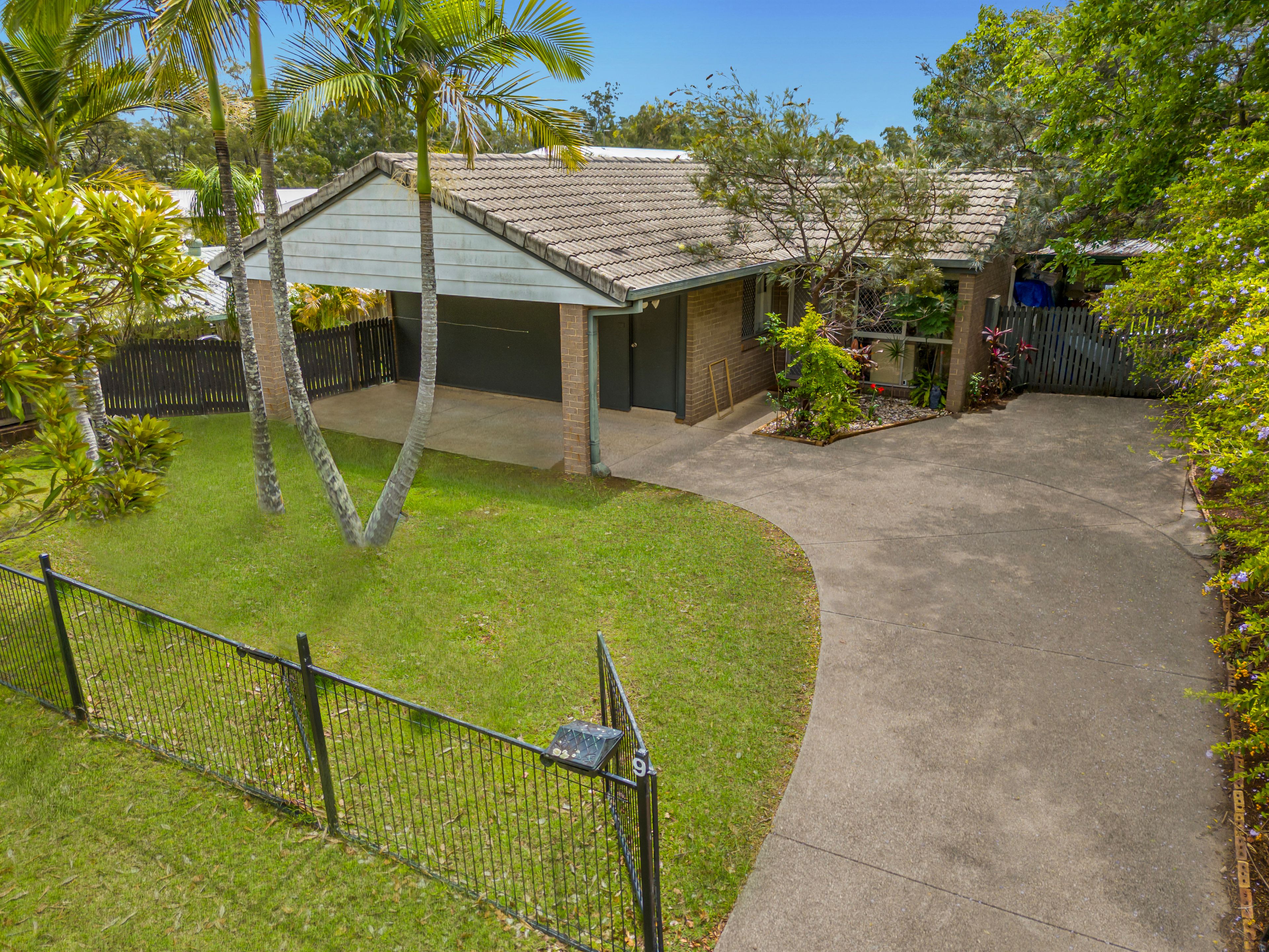 9 Quinn Court, Dinmore QLD 4303