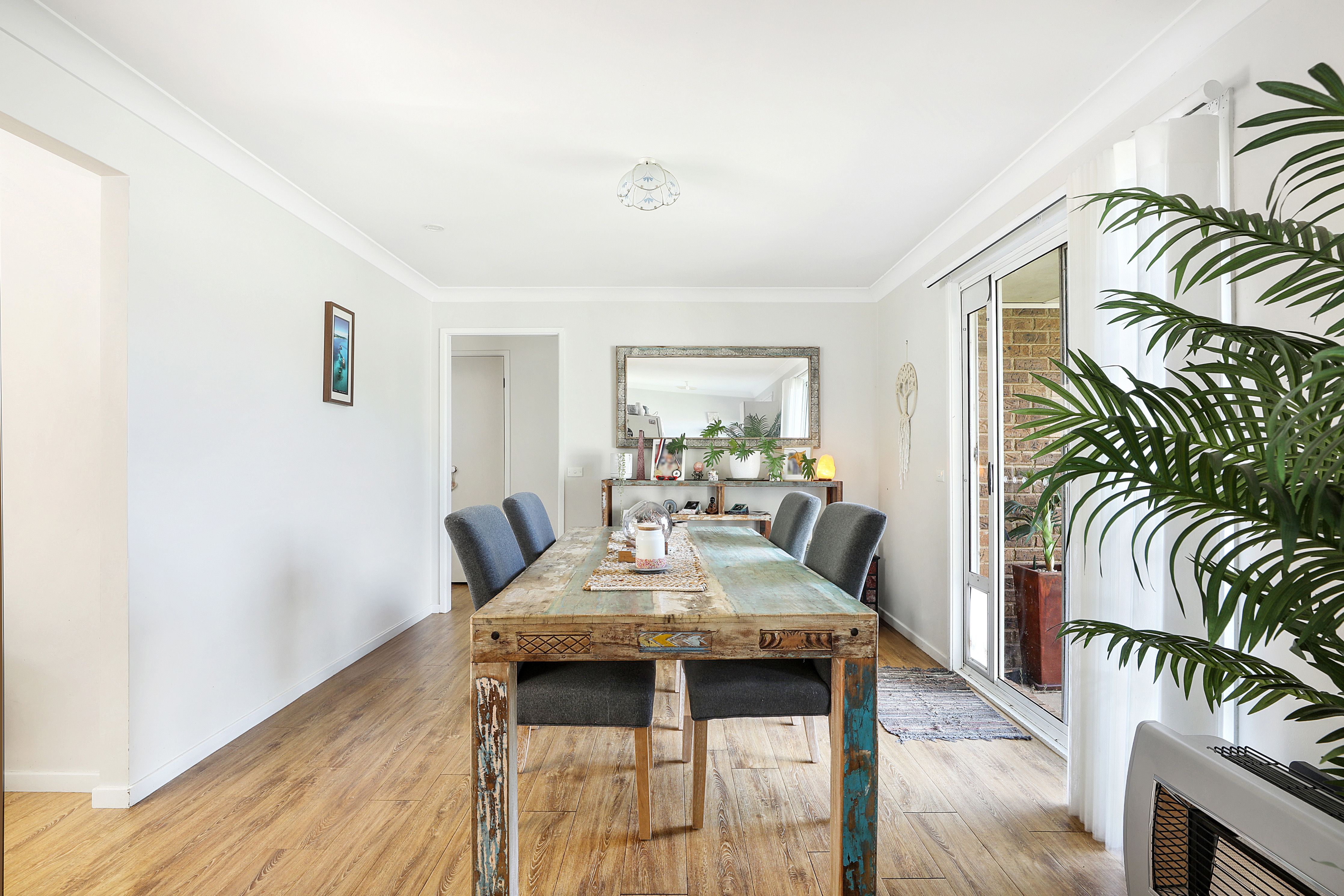 4 Fountaindale Road — photo 8 of 19