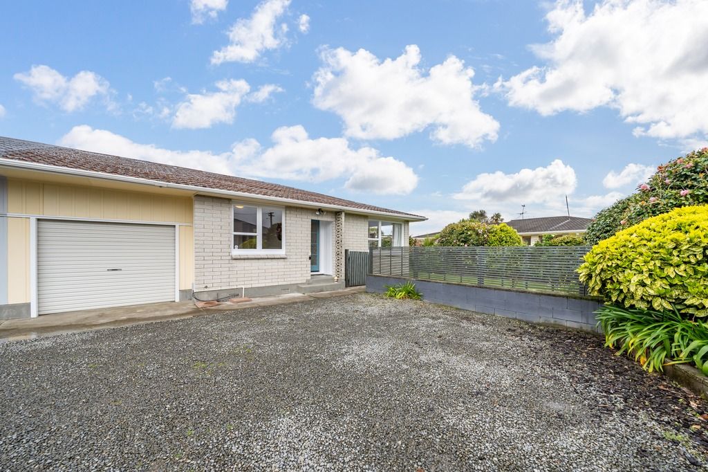 8a Derwent Lee Grove, Epuni, Lower Hutt City