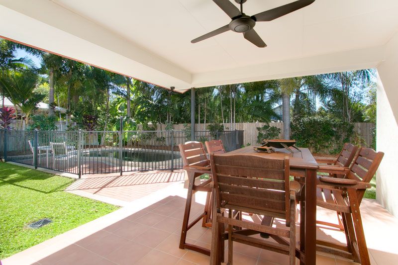 4 Franklin Close, Clifton Beach, QLD 4879