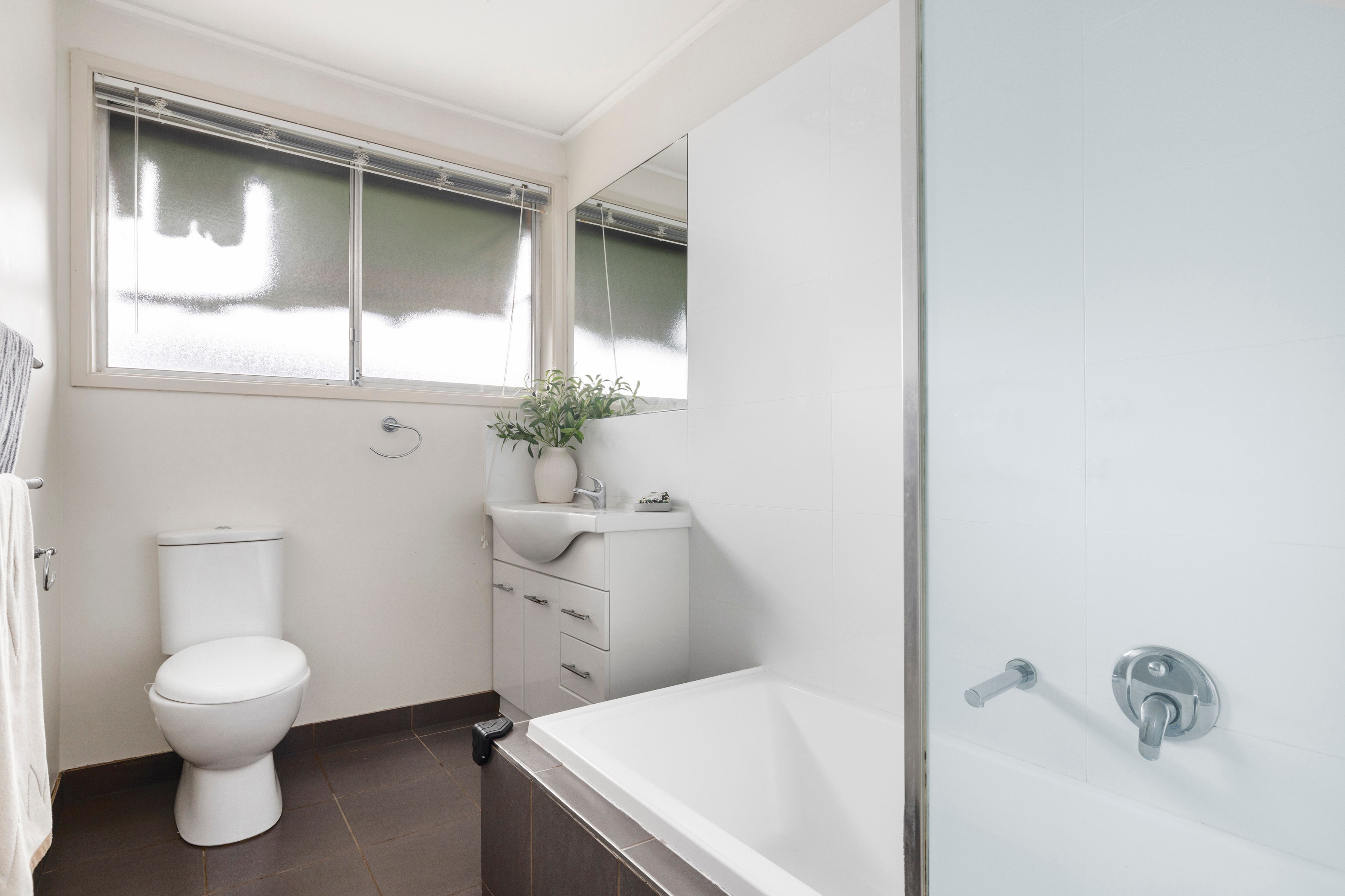 256 Skye Road — photo 9 of 18