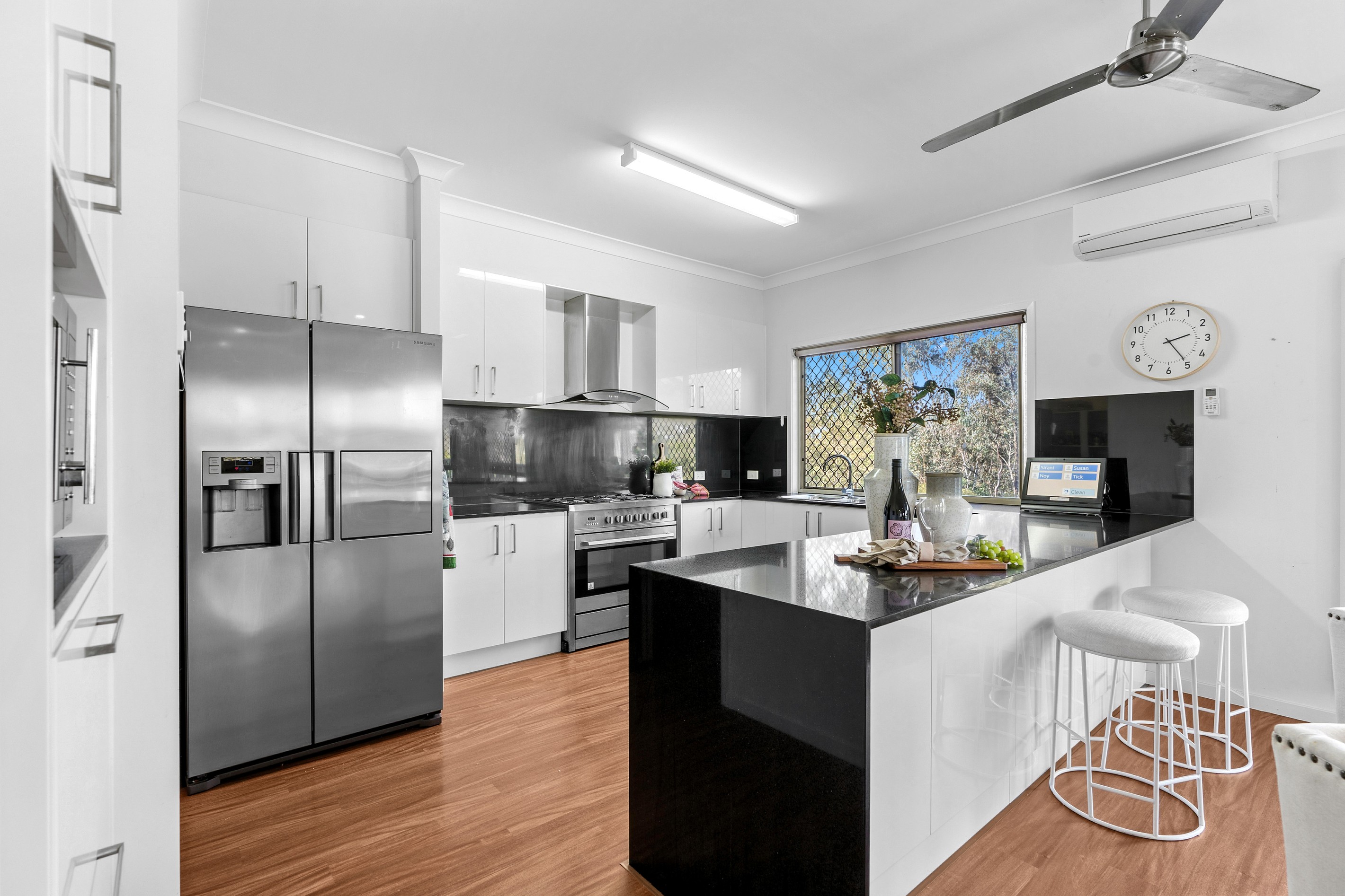 19 Faustina Close, Augustine Heights, QLD 4300