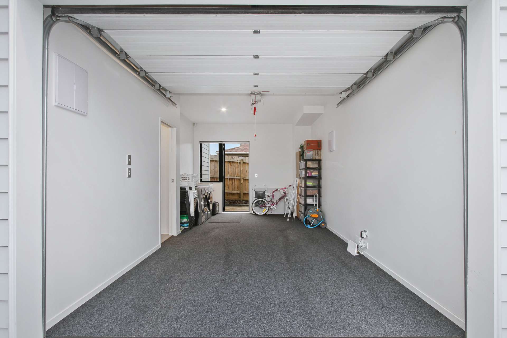 118D Mount Smart Road photo 24