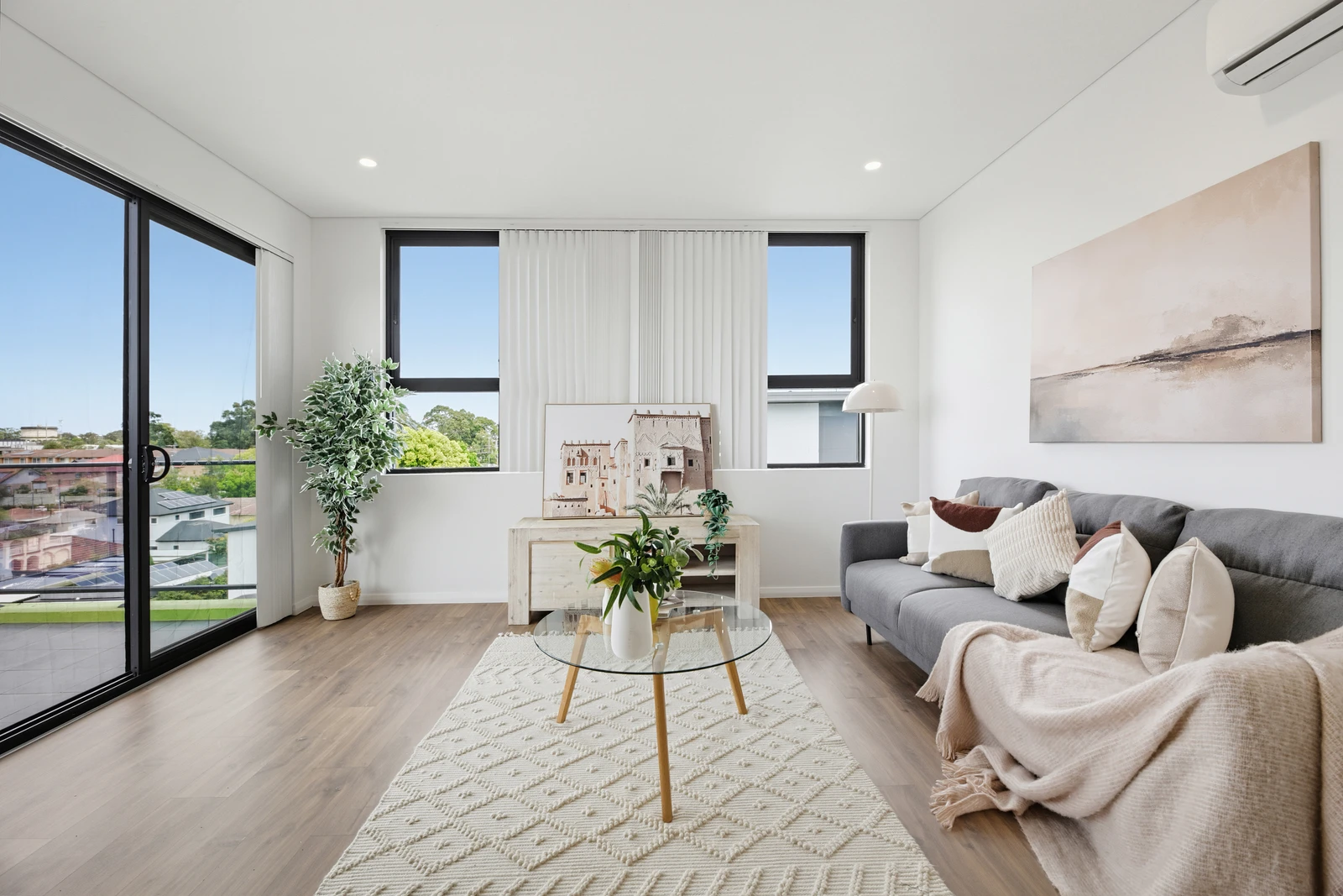 411/114 Northcote Road, Greenacre, NSW 2190