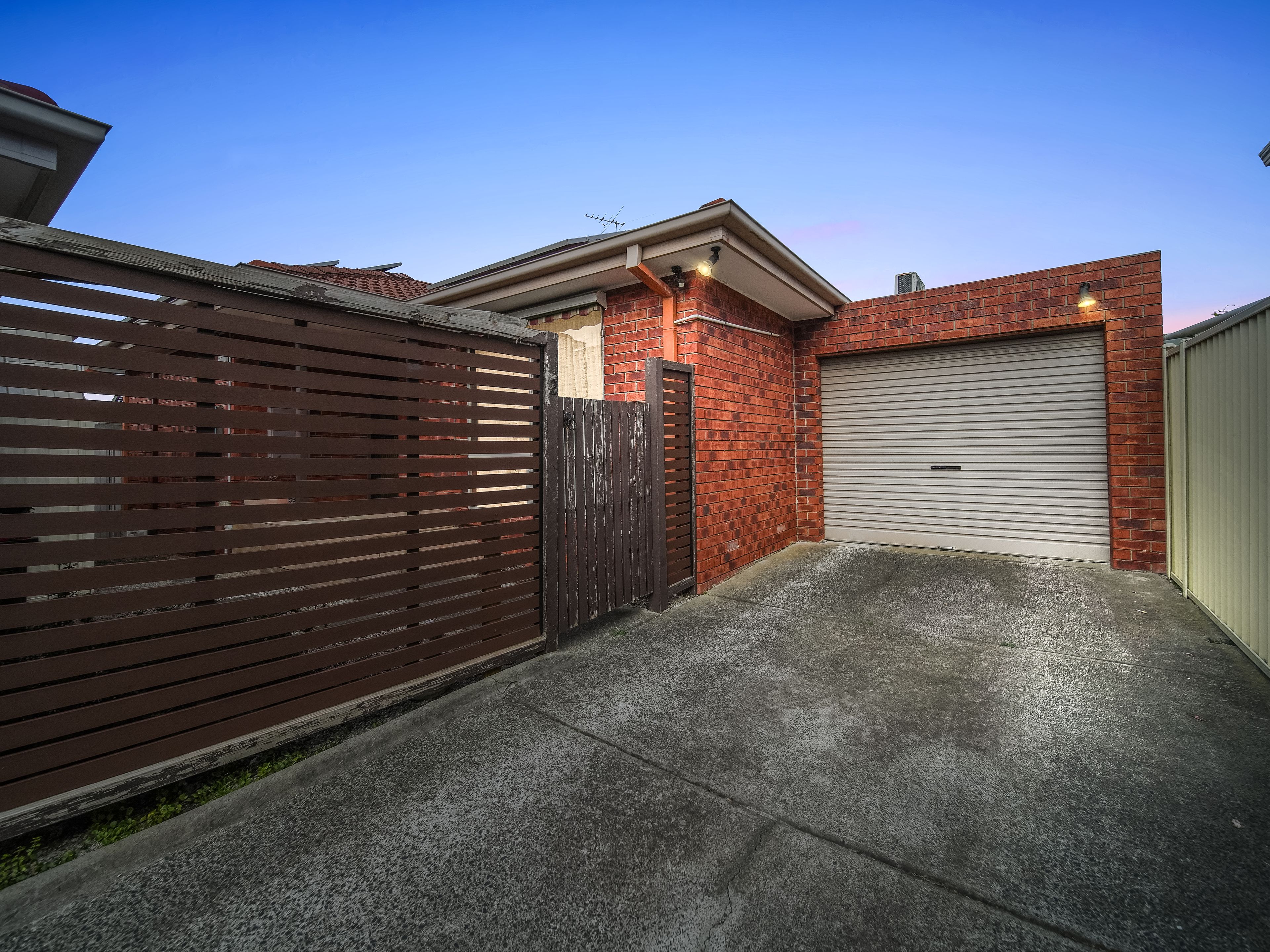 2/20 Festival Crescent, Keysborough, VIC 3173