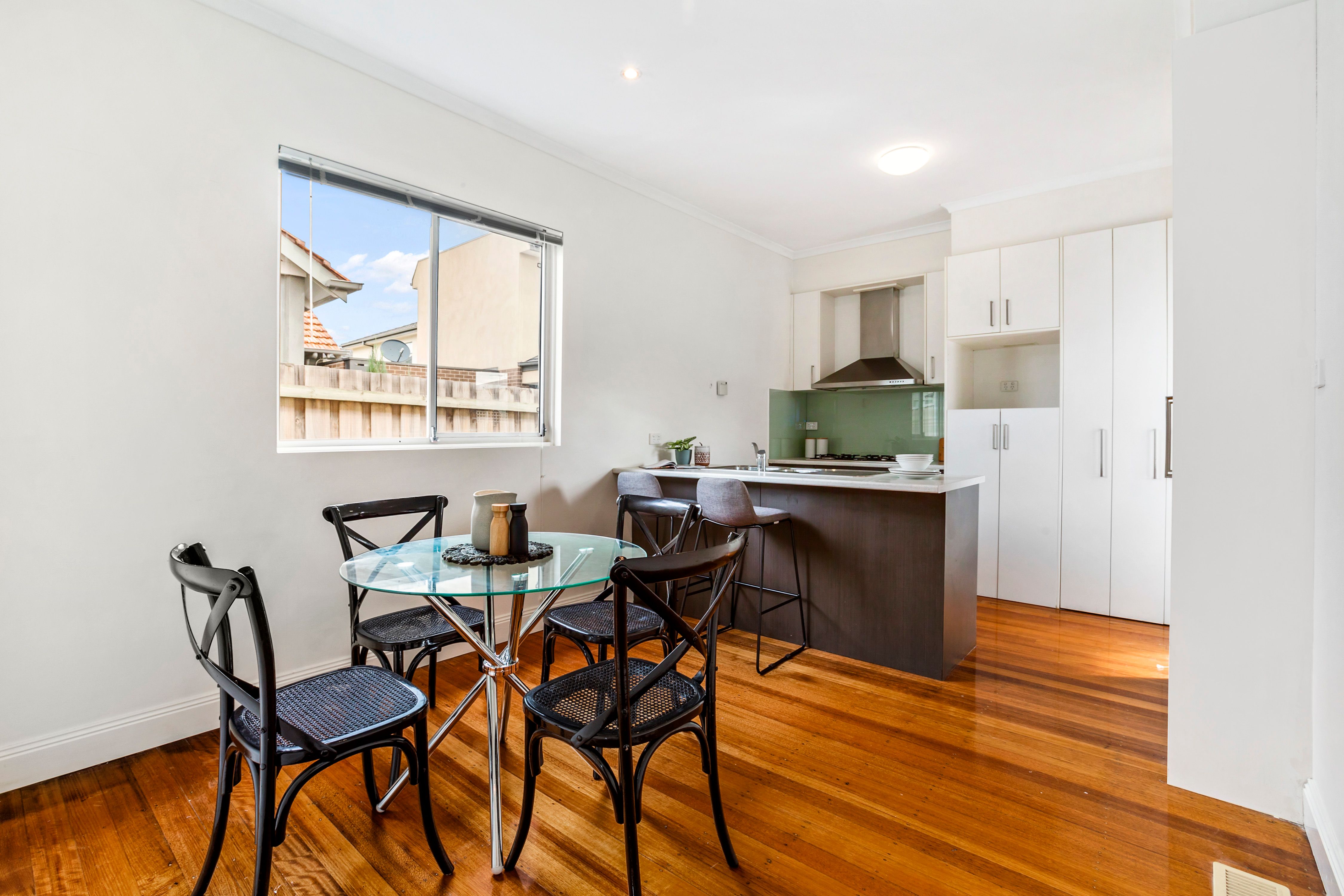 1/25 Simmonds Street, Hughesdale, VIC 3166