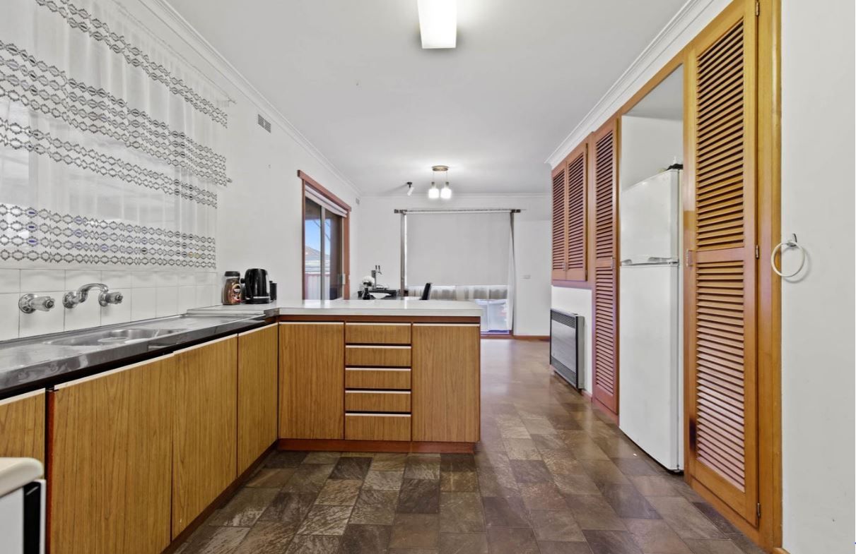 4 Waldemar Street, Wendouree, VIC 3355