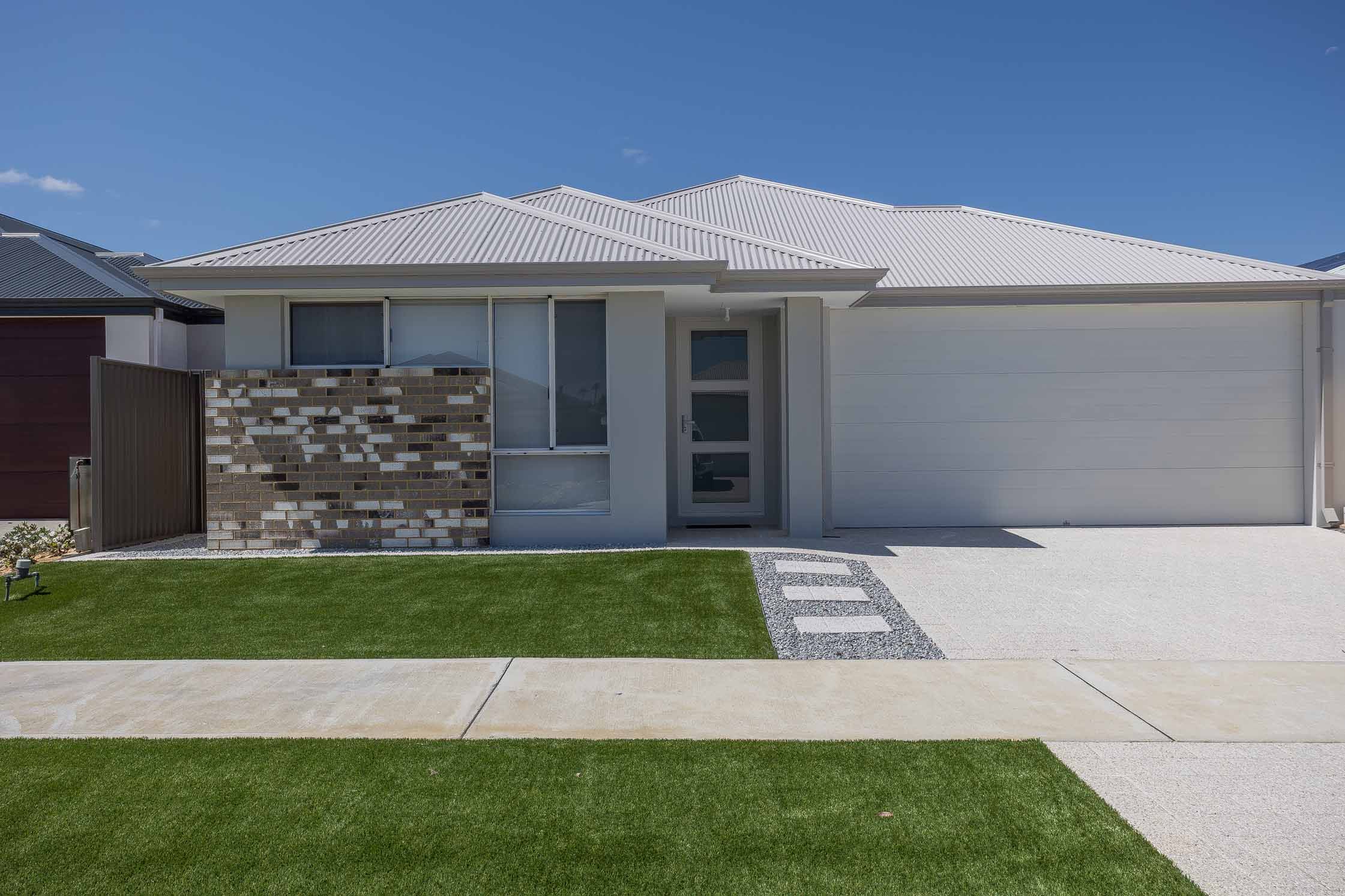 10 Tamborine Road, Clarkson, WA 6030