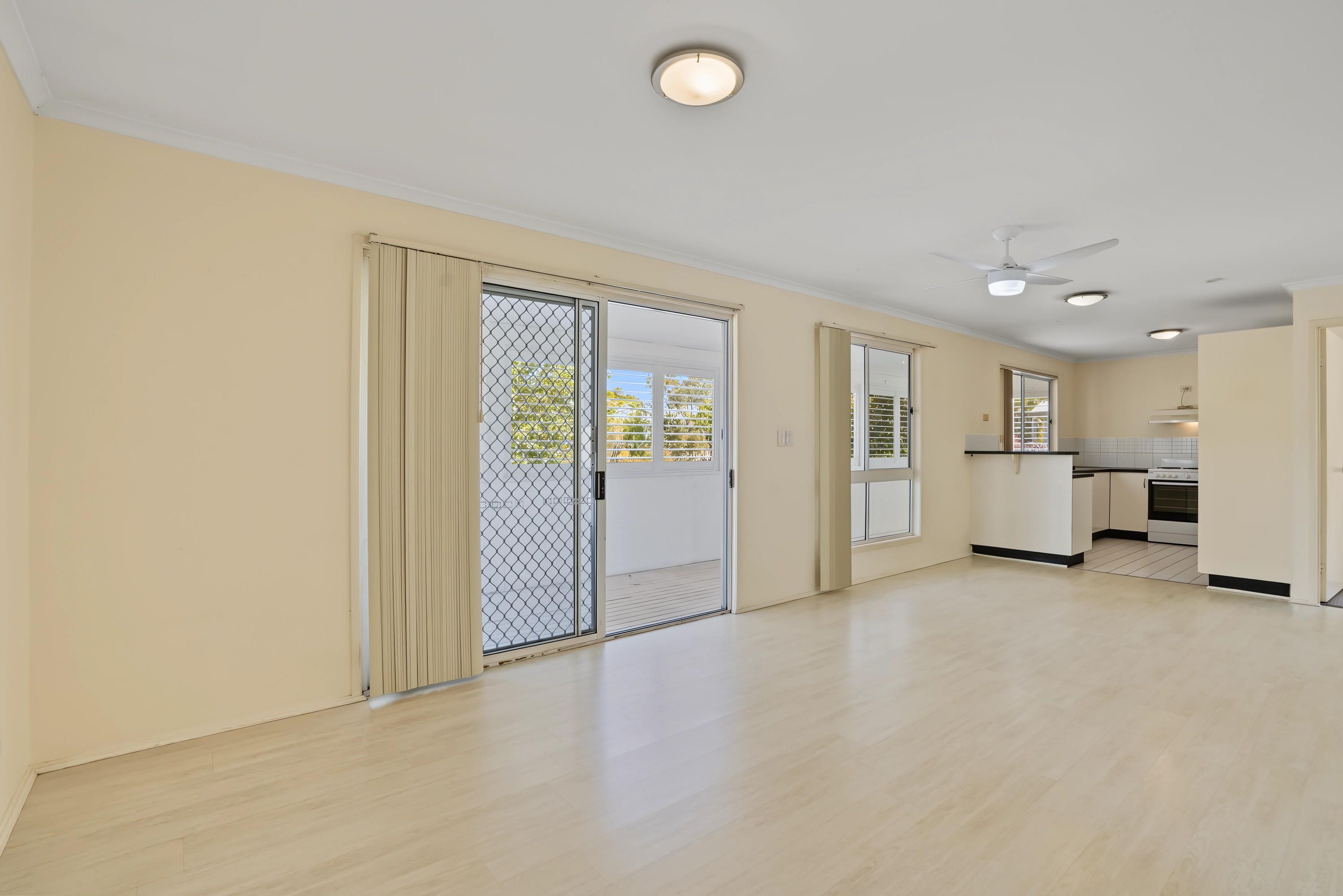 6/159 Moorindil Street — photo 7 of 24