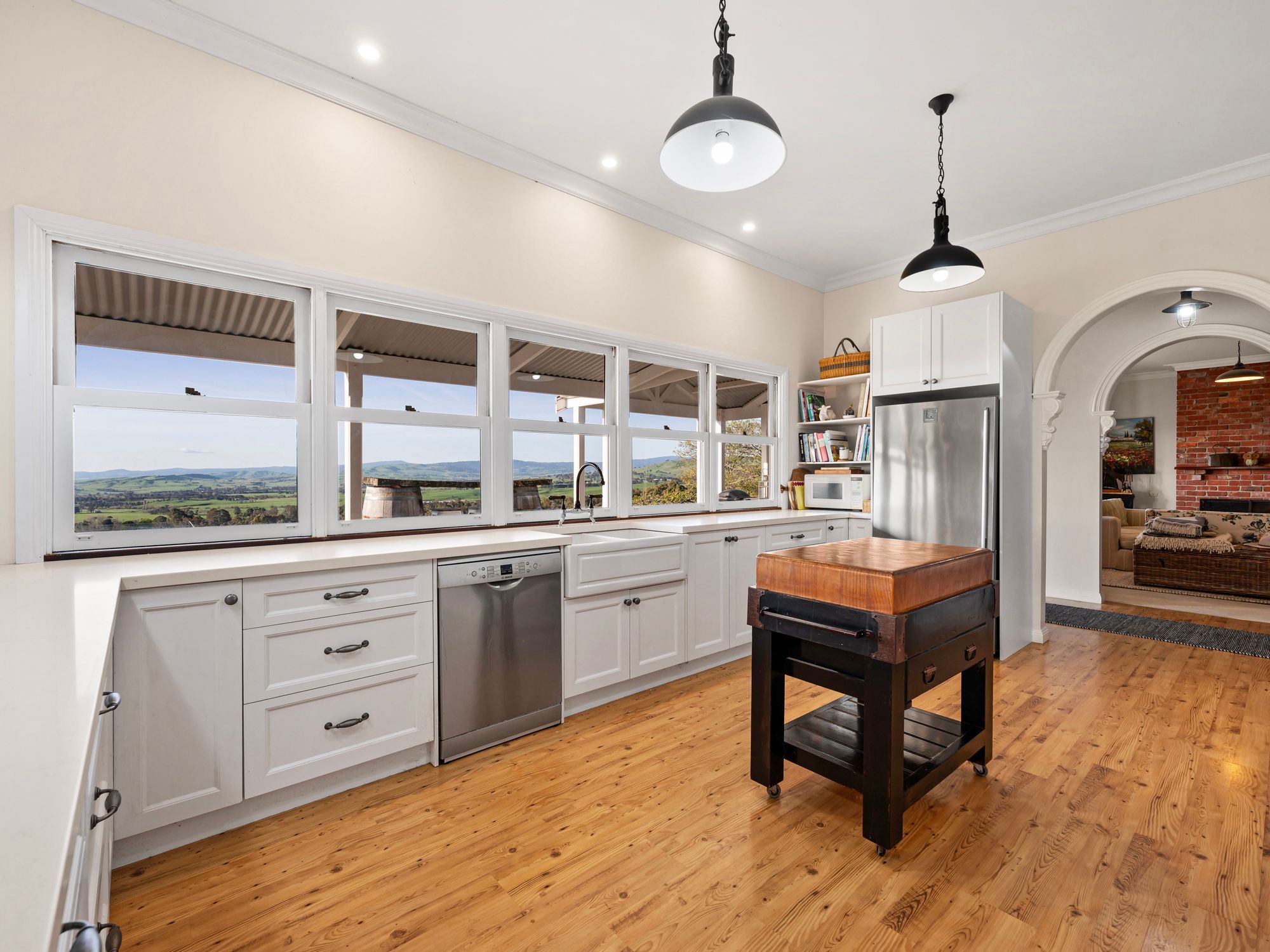 354 Three Chain Road — photo 6 of 22