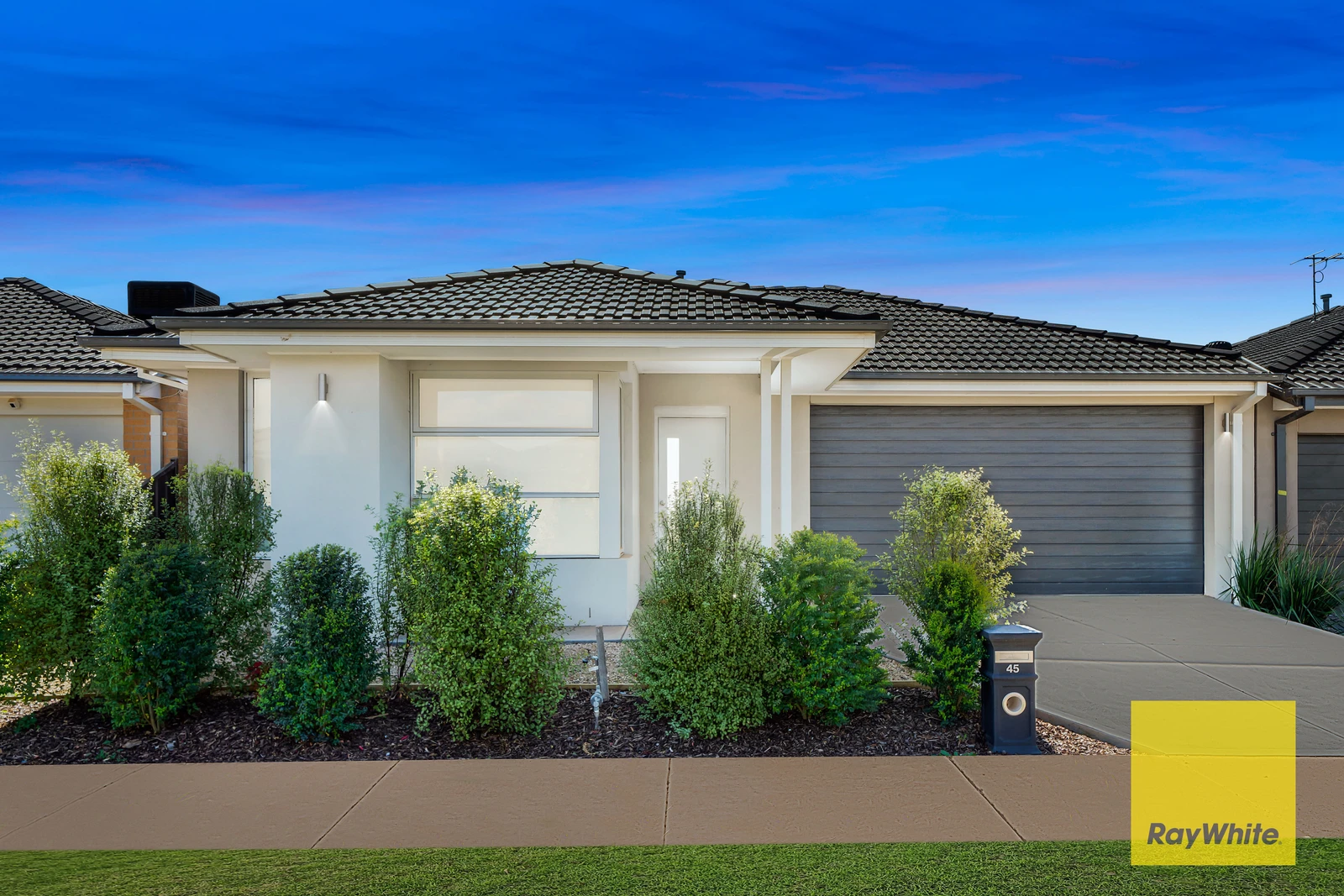 45 Westbury Avenue, Rockbank, VIC 3335
