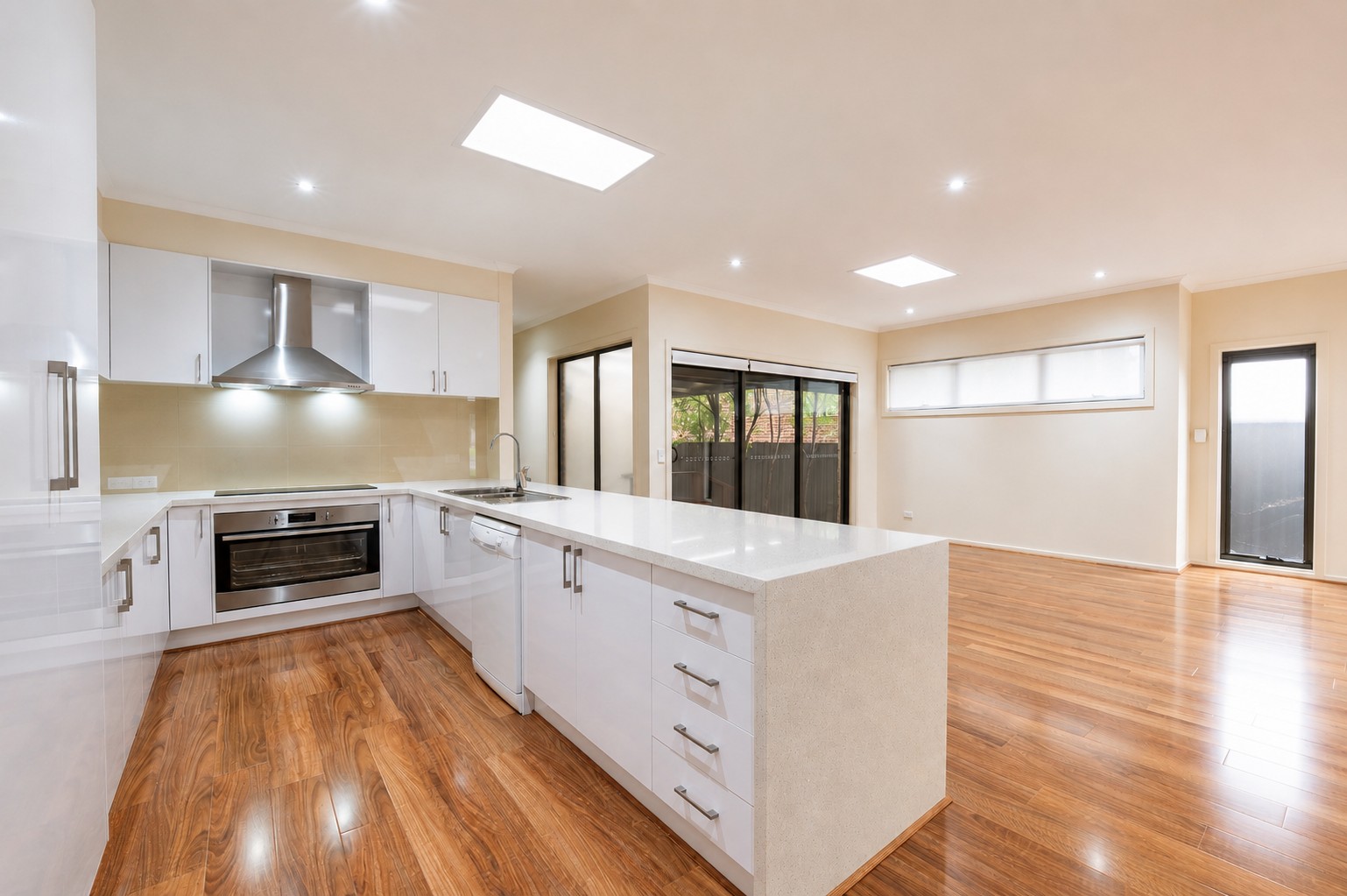 1/24 Princetown Drive, South Morang, VIC 3752