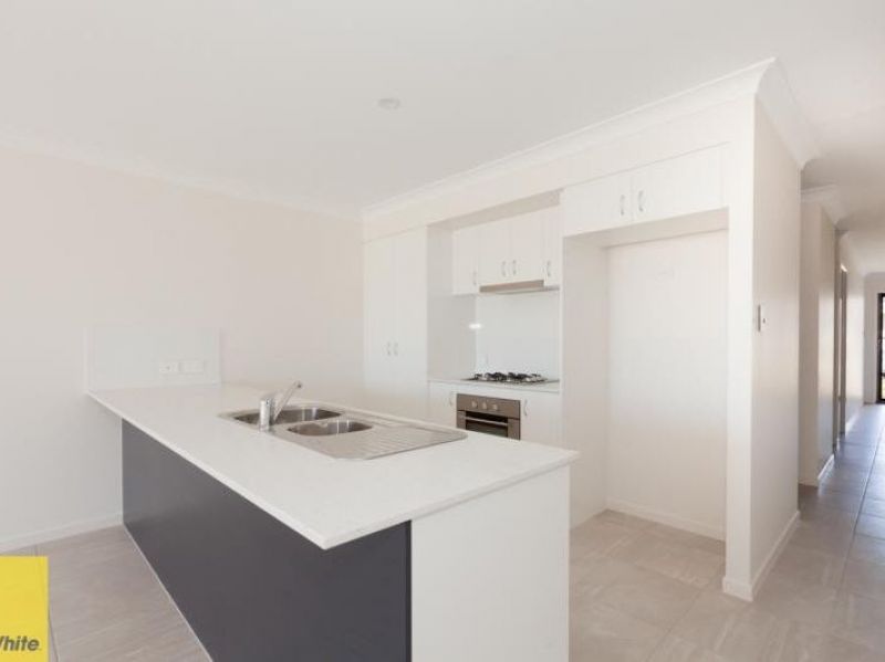 28A Westray Cresent, Redbank Plains, QLD 4301