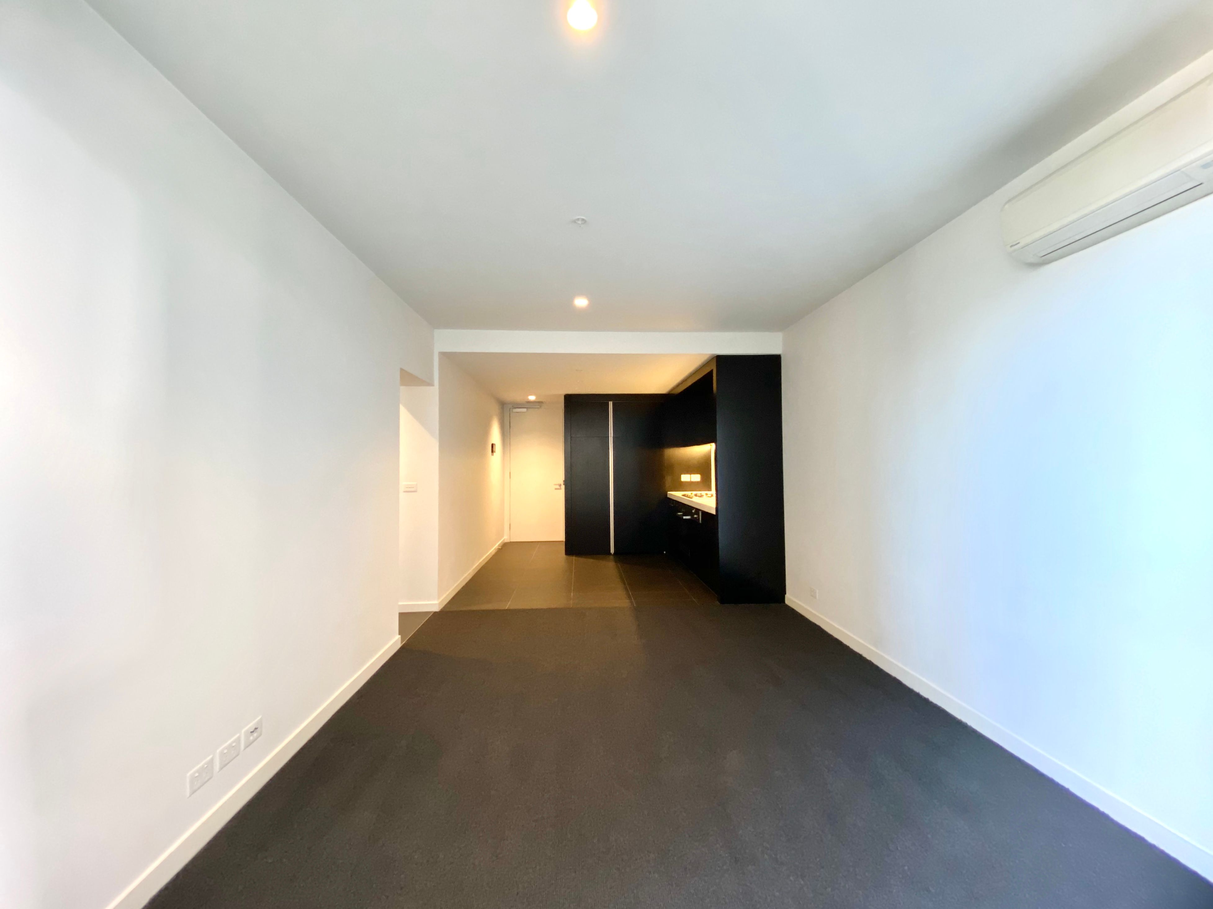 2207/50 Albert Road, South Melbourne, VIC 3205