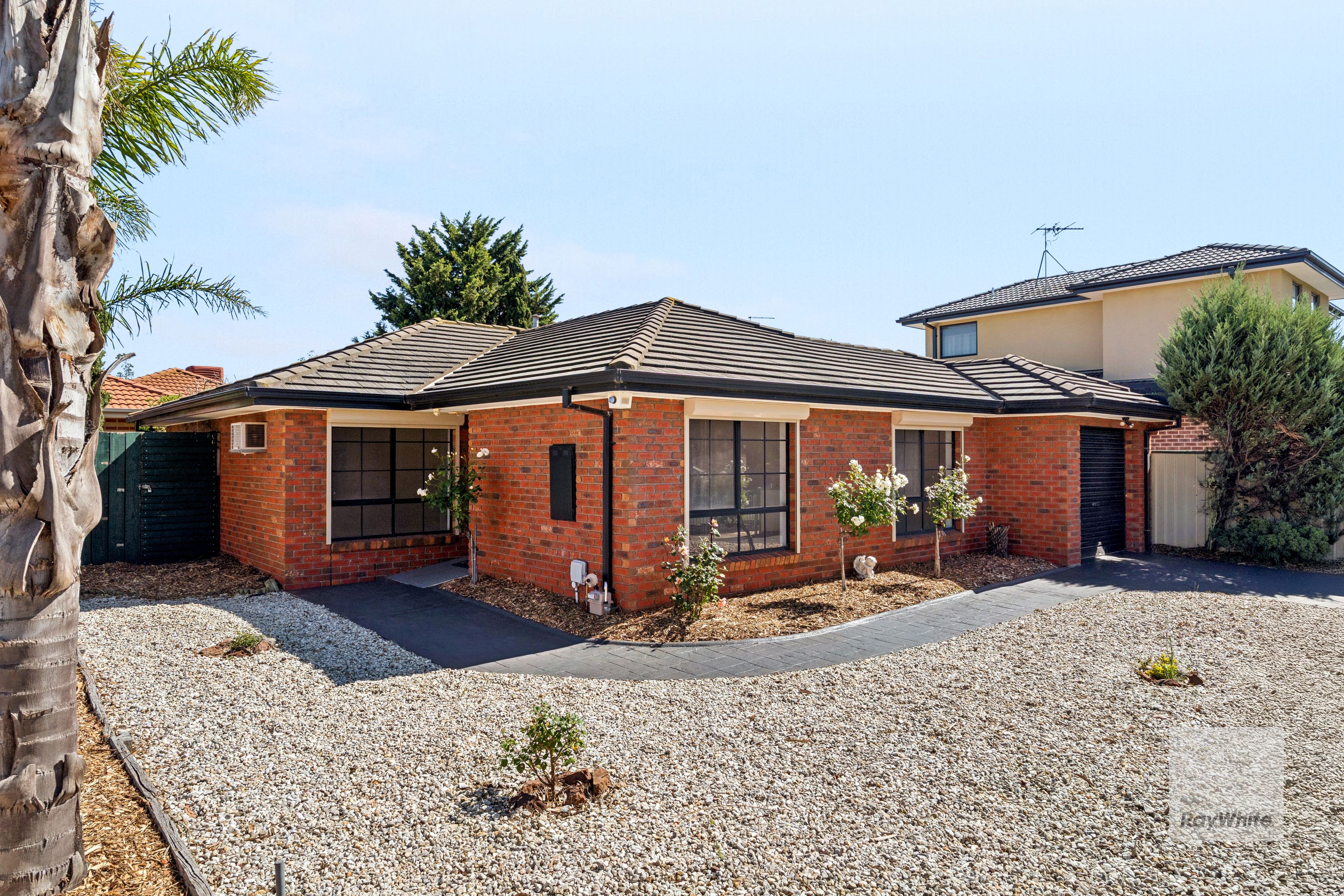 12 Oncidium Gardens , Keilor Downs VIC 3038
