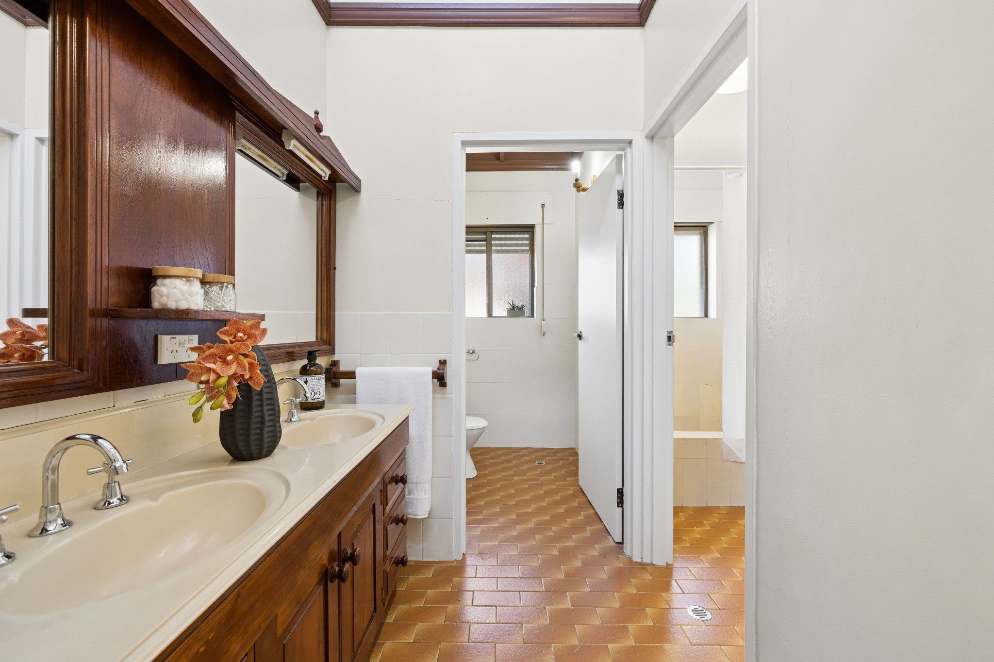 11 Jimburn Street — photo 14 of 25