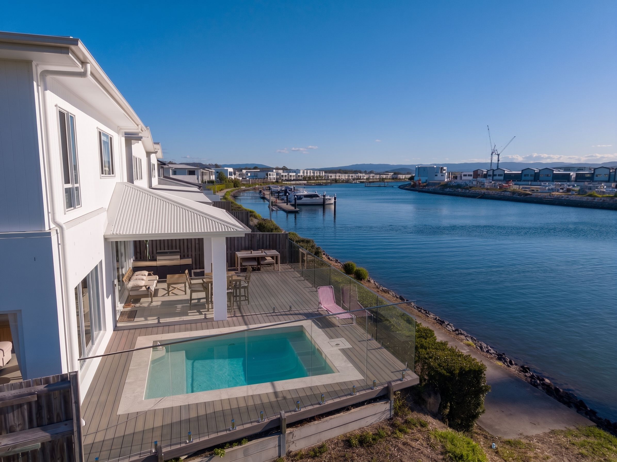 1/1 Lyra Avenue, Hope Island, QLD 4212