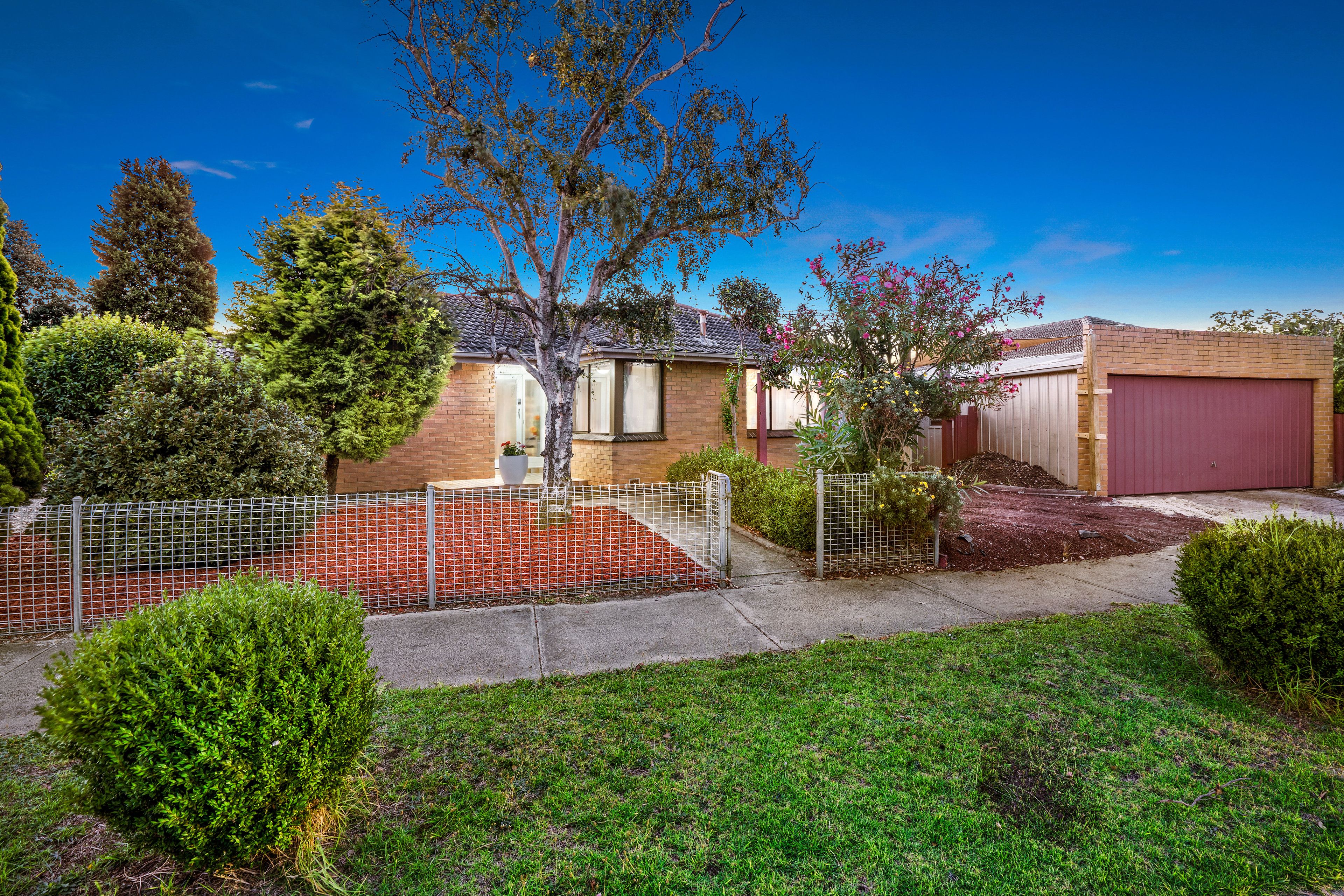 2 Kemp Avenue, Thomastown, VIC 3074
