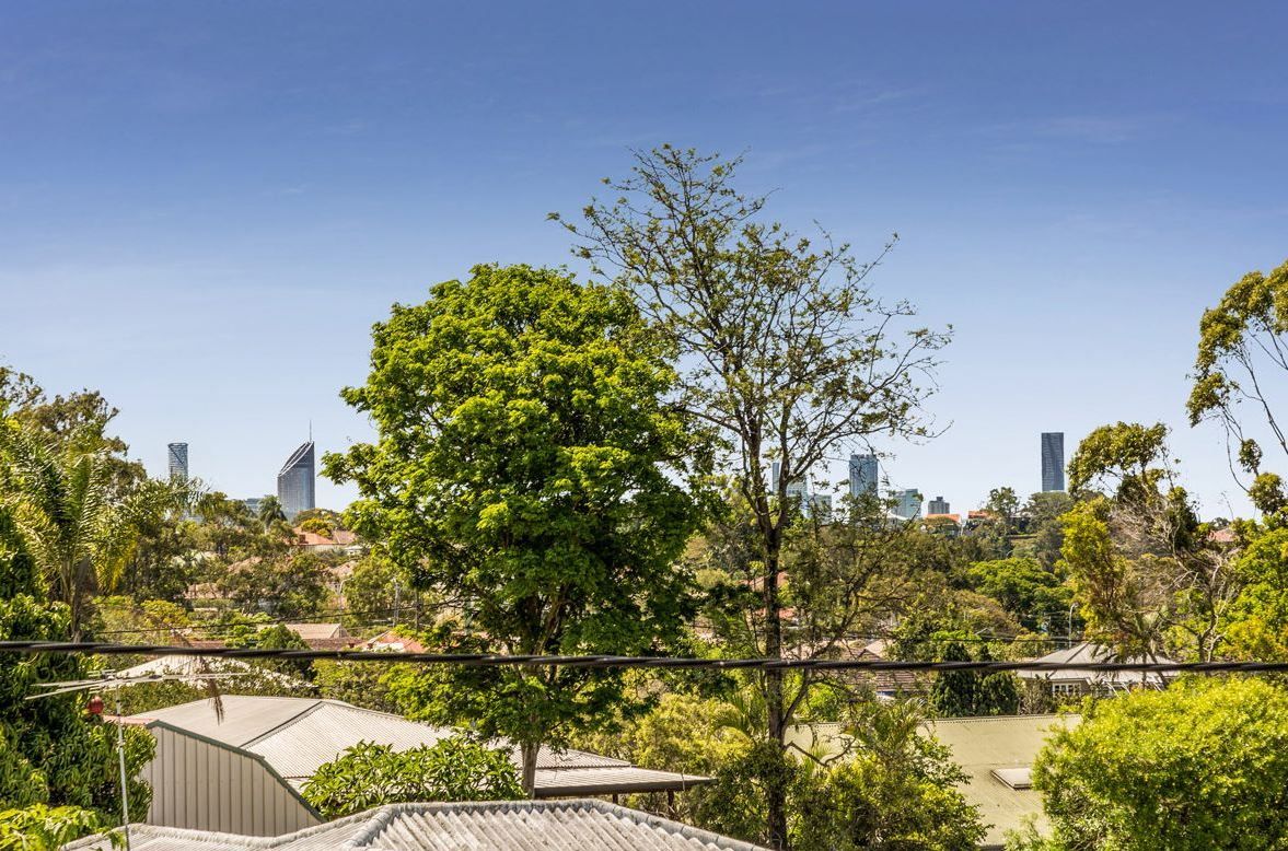 32 Pozieres Road, Tarragindi, QLD 4121