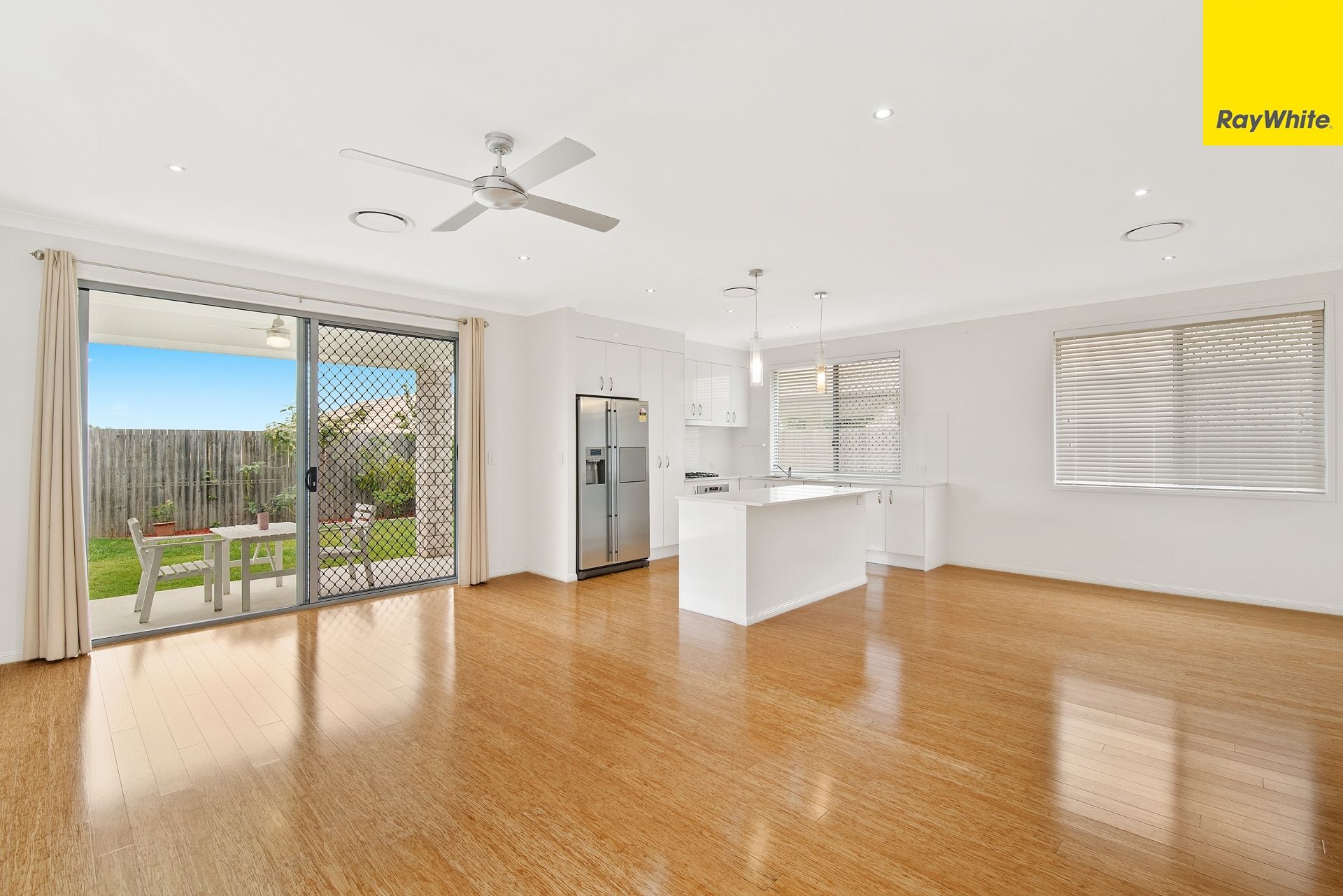 8 Griffith Court, North Lakes, QLD 4509