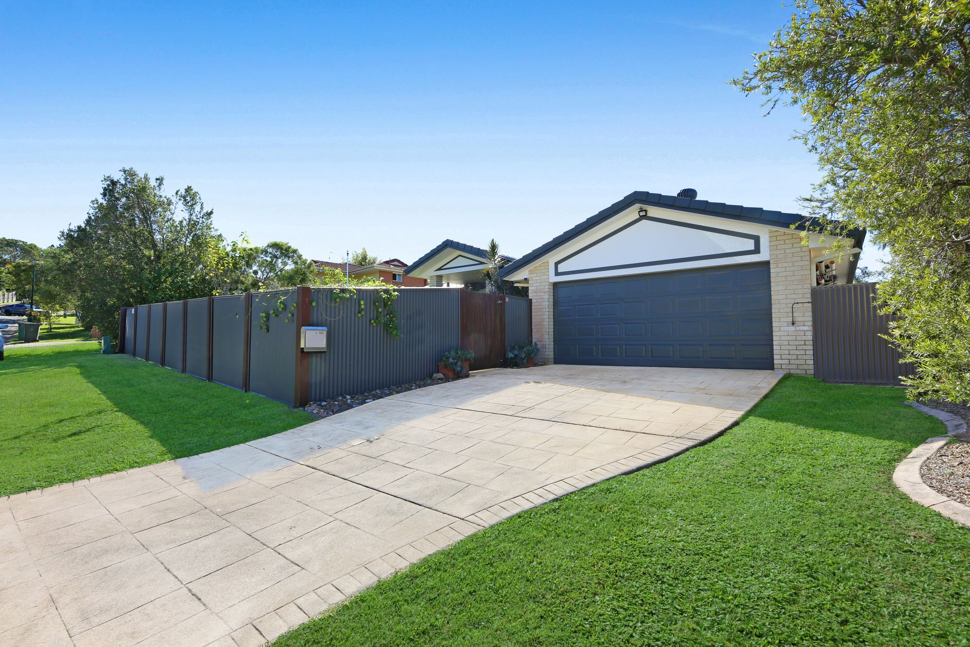 12 Stockman Crescent, Mudgeeraba, QLD 4213