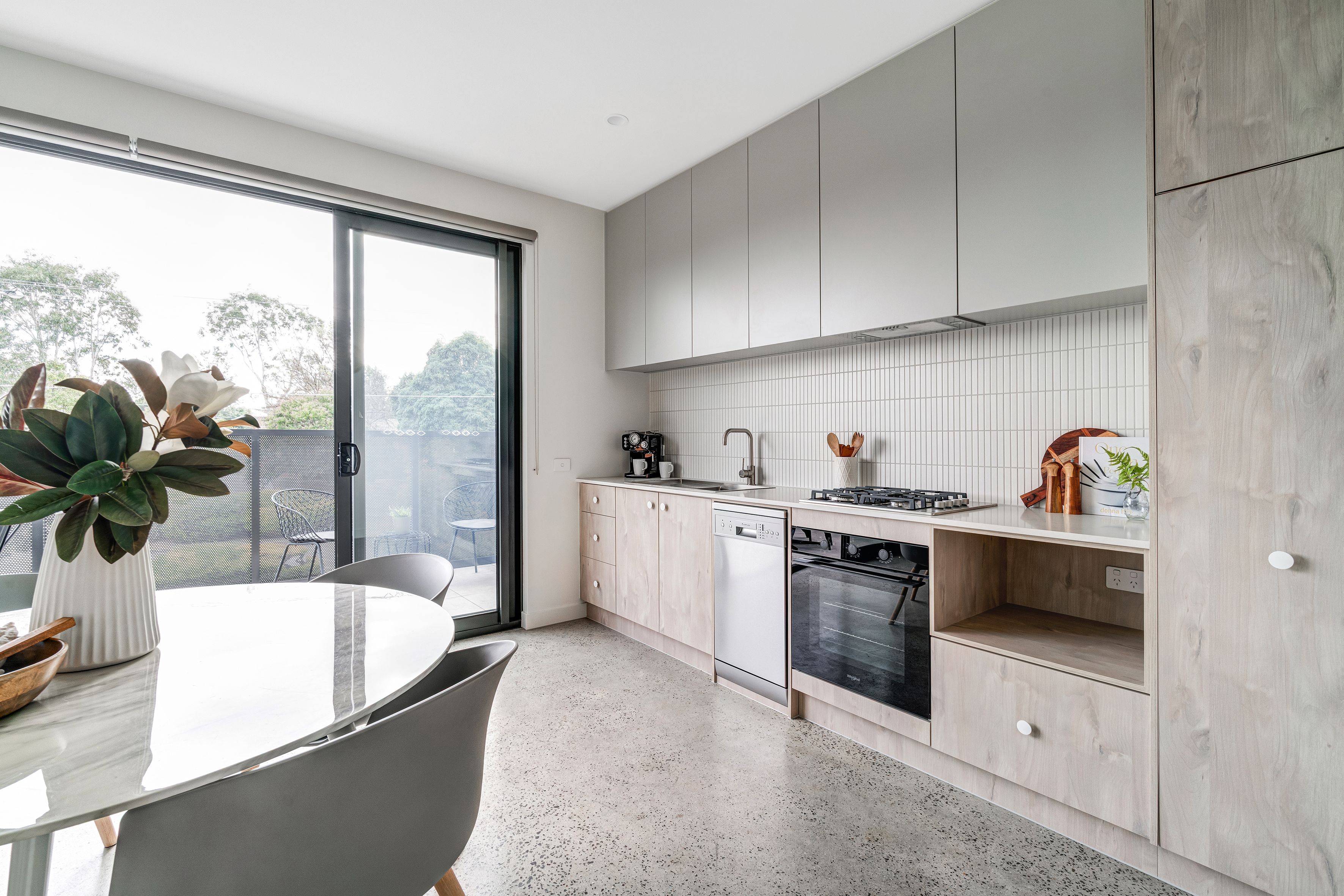 2/24 McEwan Road, Heidelberg Heights, VIC 3081