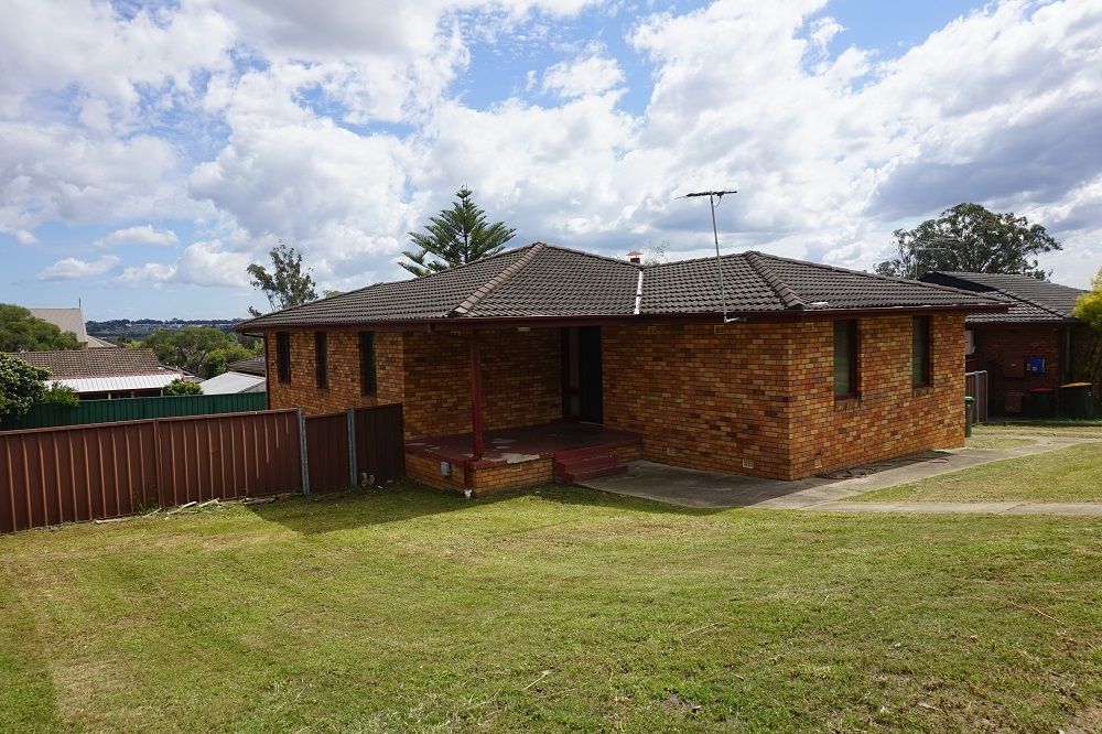 6 Podargus Place, Ingleburn, NSW 2565