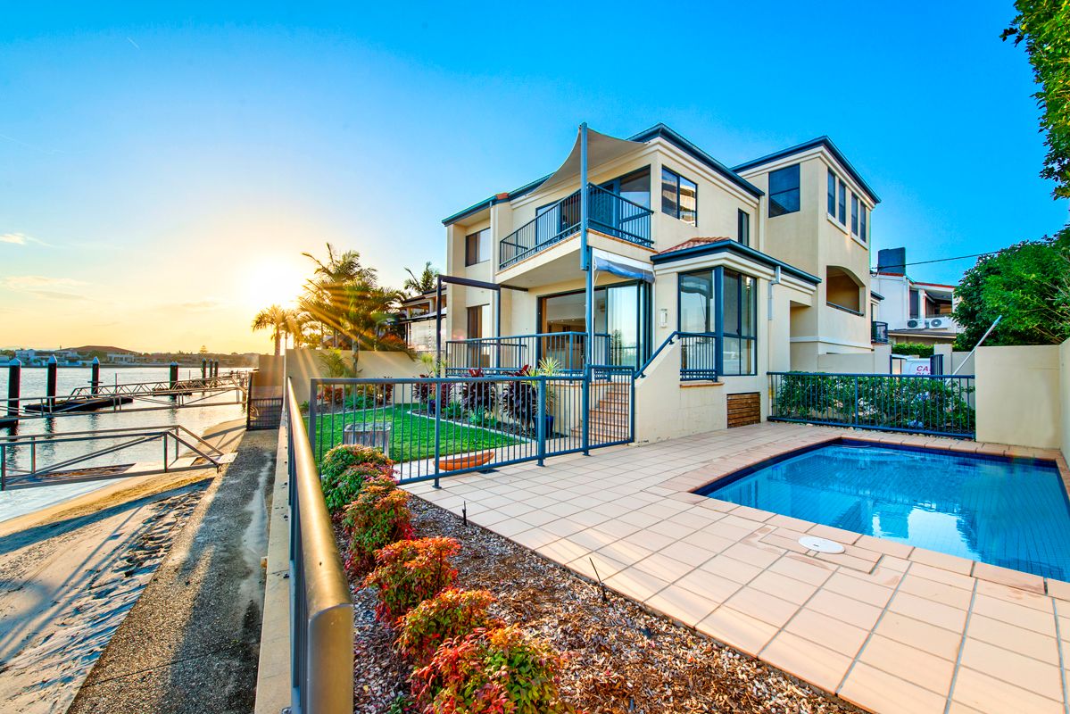 1/2 Peninsular Drive, Surfers Paradise, QLD 4217