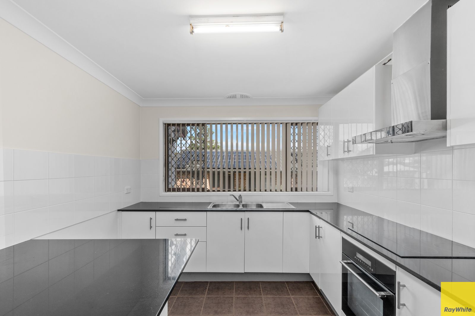 1/394 Princes Highway, Dapto, NSW 2530