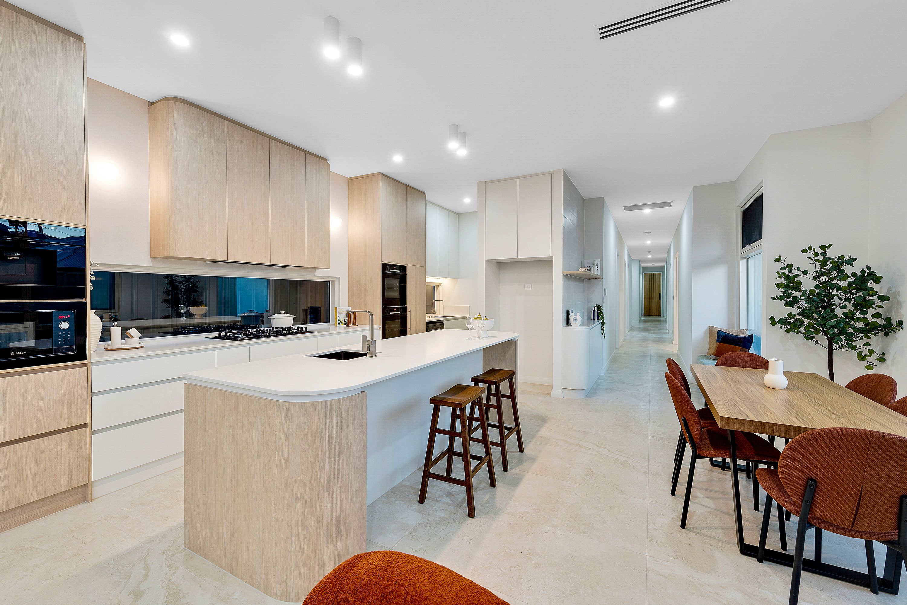 20 Dunedin Avenue — photo 3 of 19