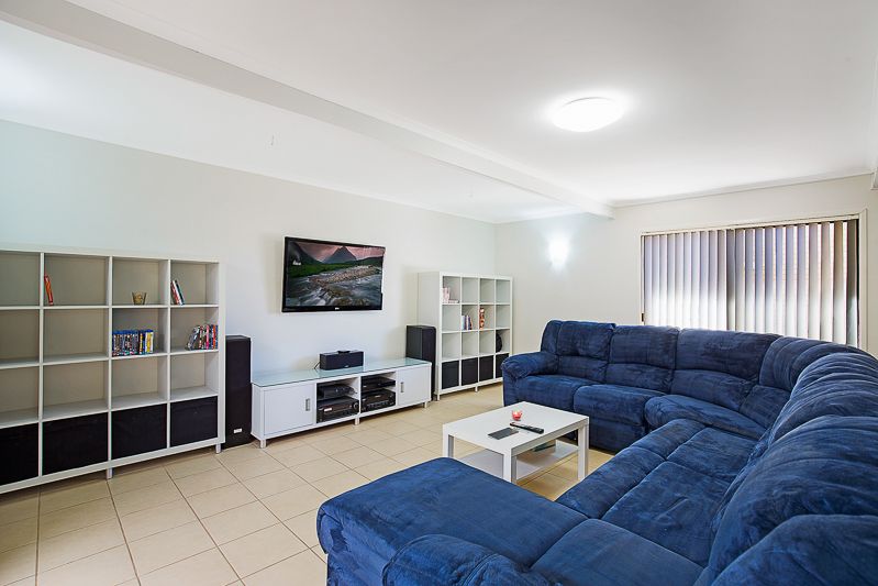 230 Alderley Street, Centenary Heights, QLD 4350