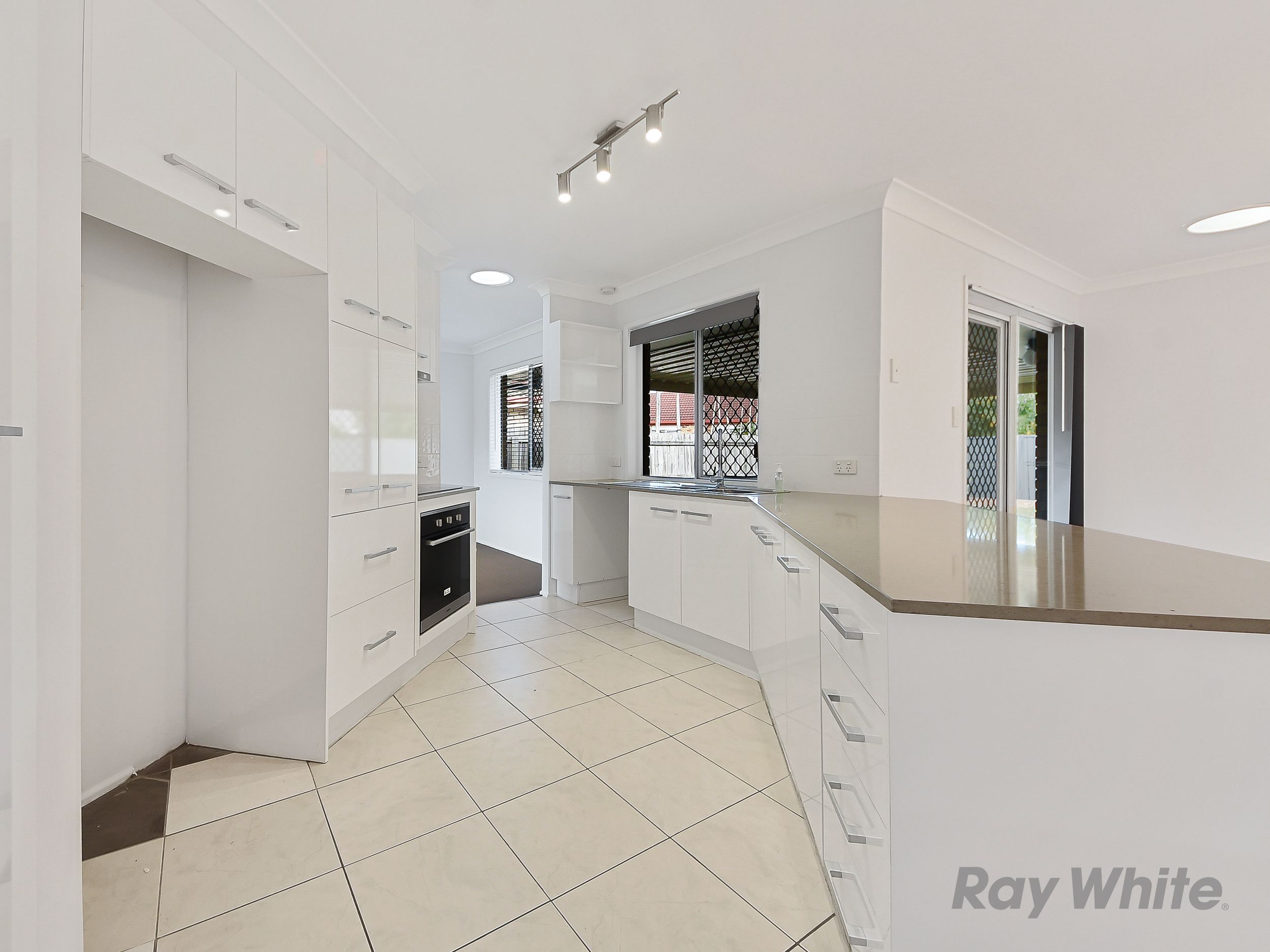 6 Canterbury Street, Bracken Ridge, QLD 4017