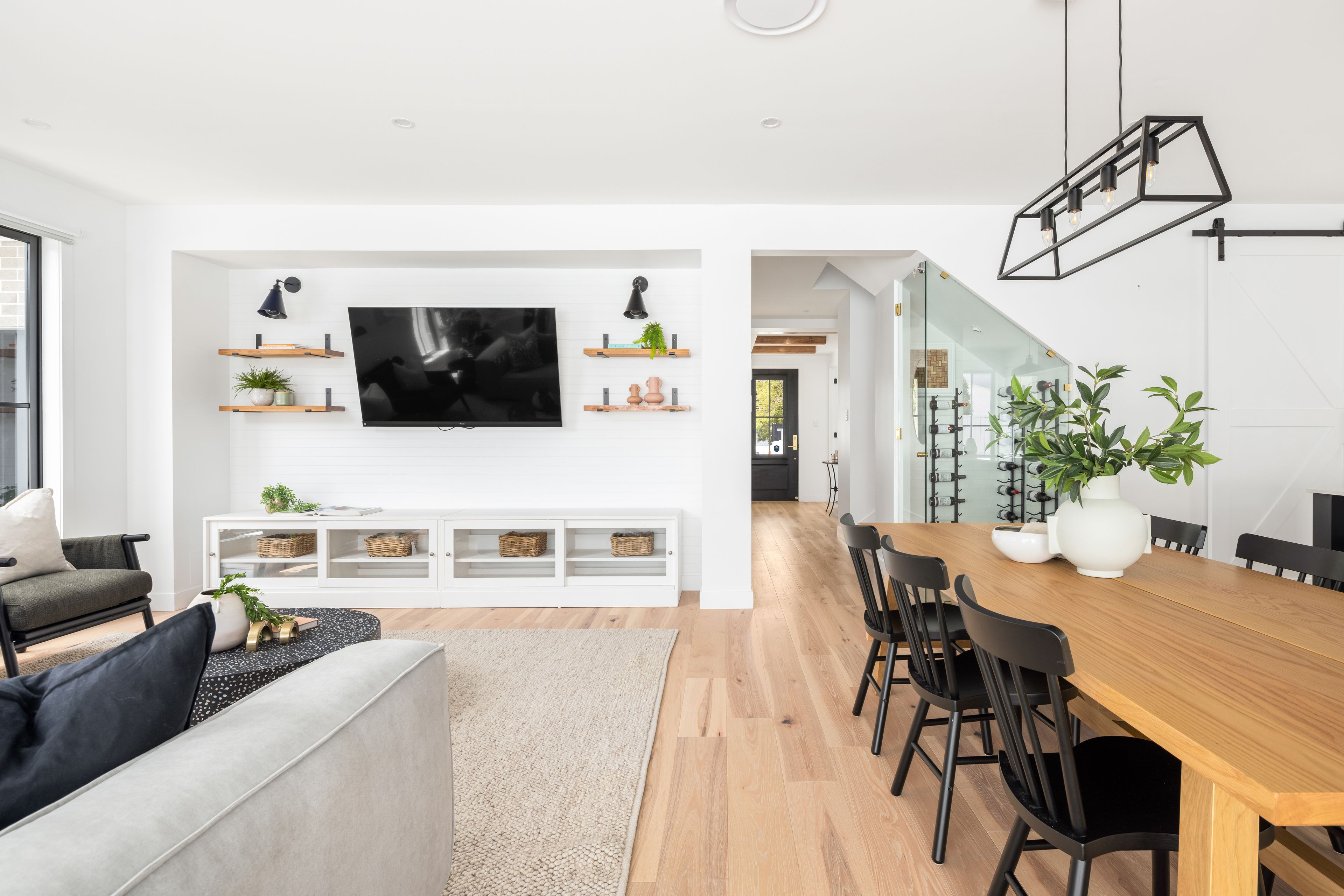 24 Mcewan Street, Carina, QLD 4152