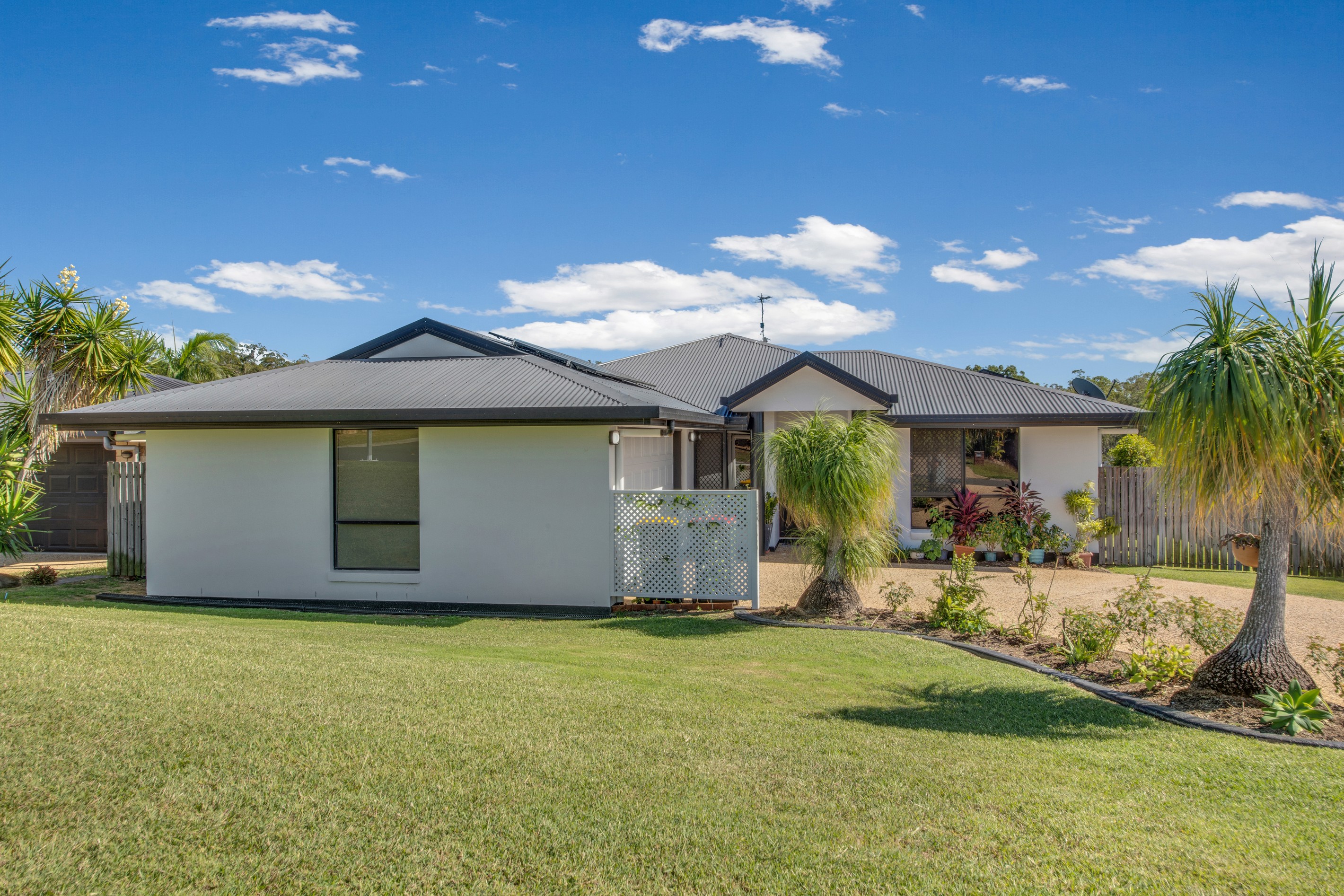 62 Whitbread Road, Clinton, QLD 4680