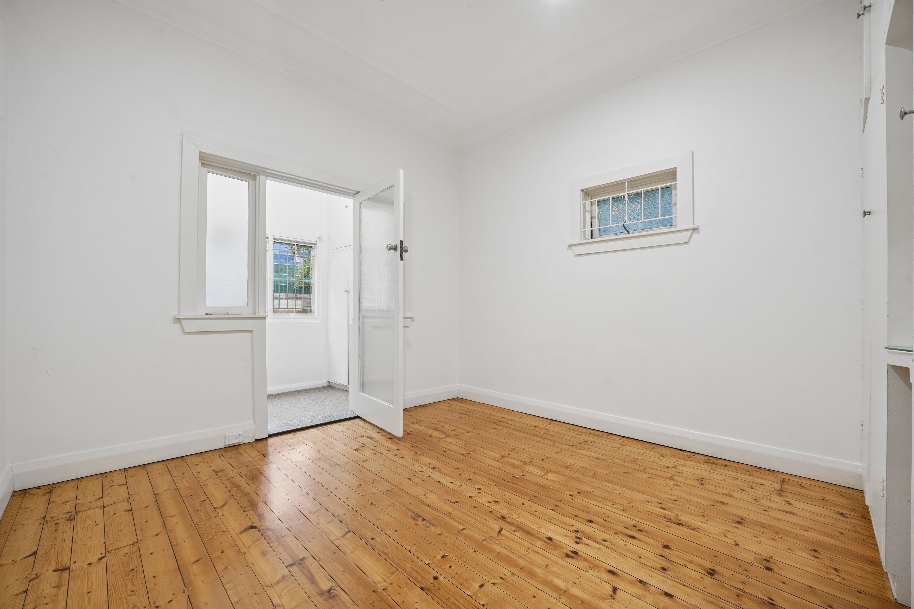 1-4/4 Powell Road — photo 10 of 18