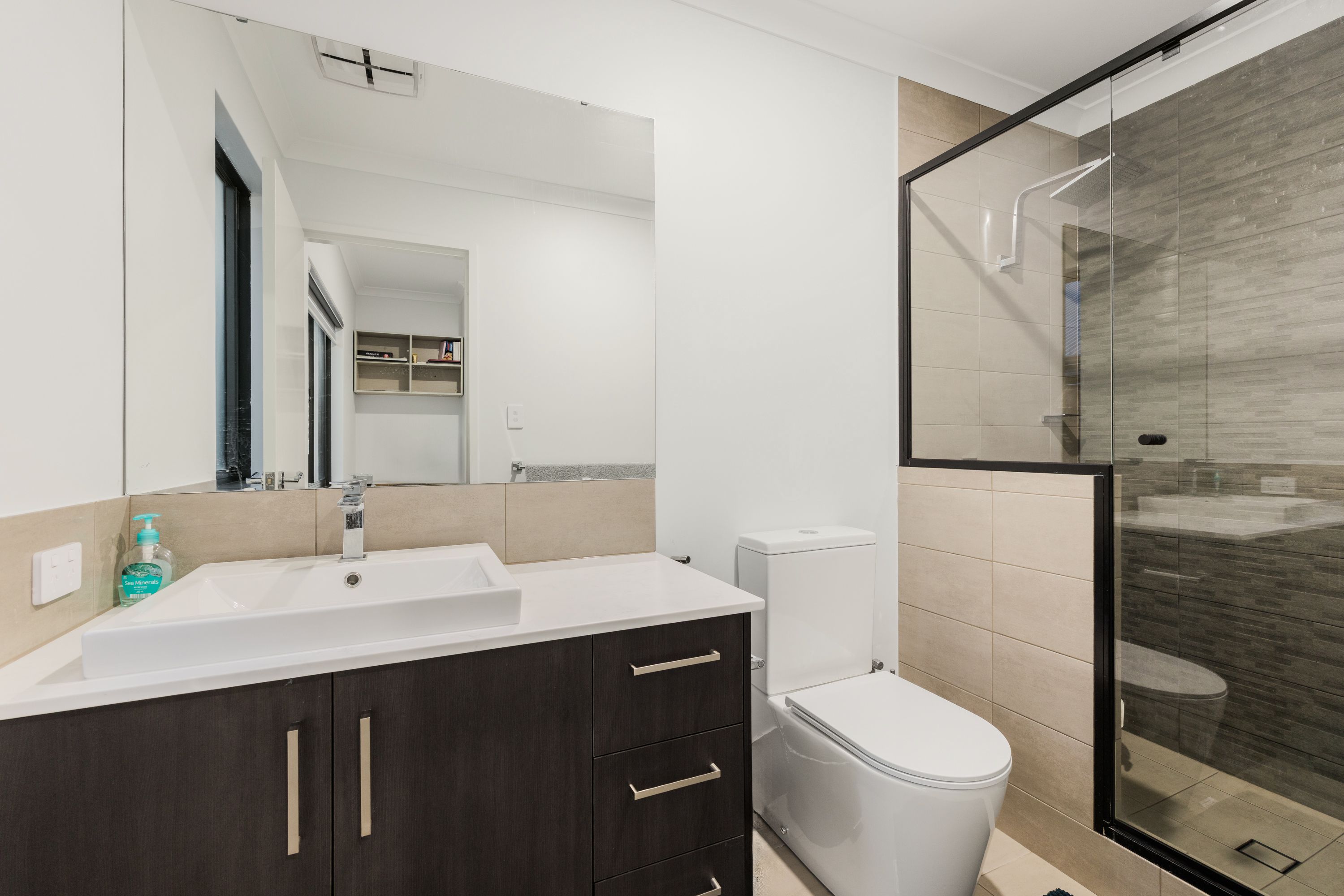 29 Couloir Street — photo 11 of 15