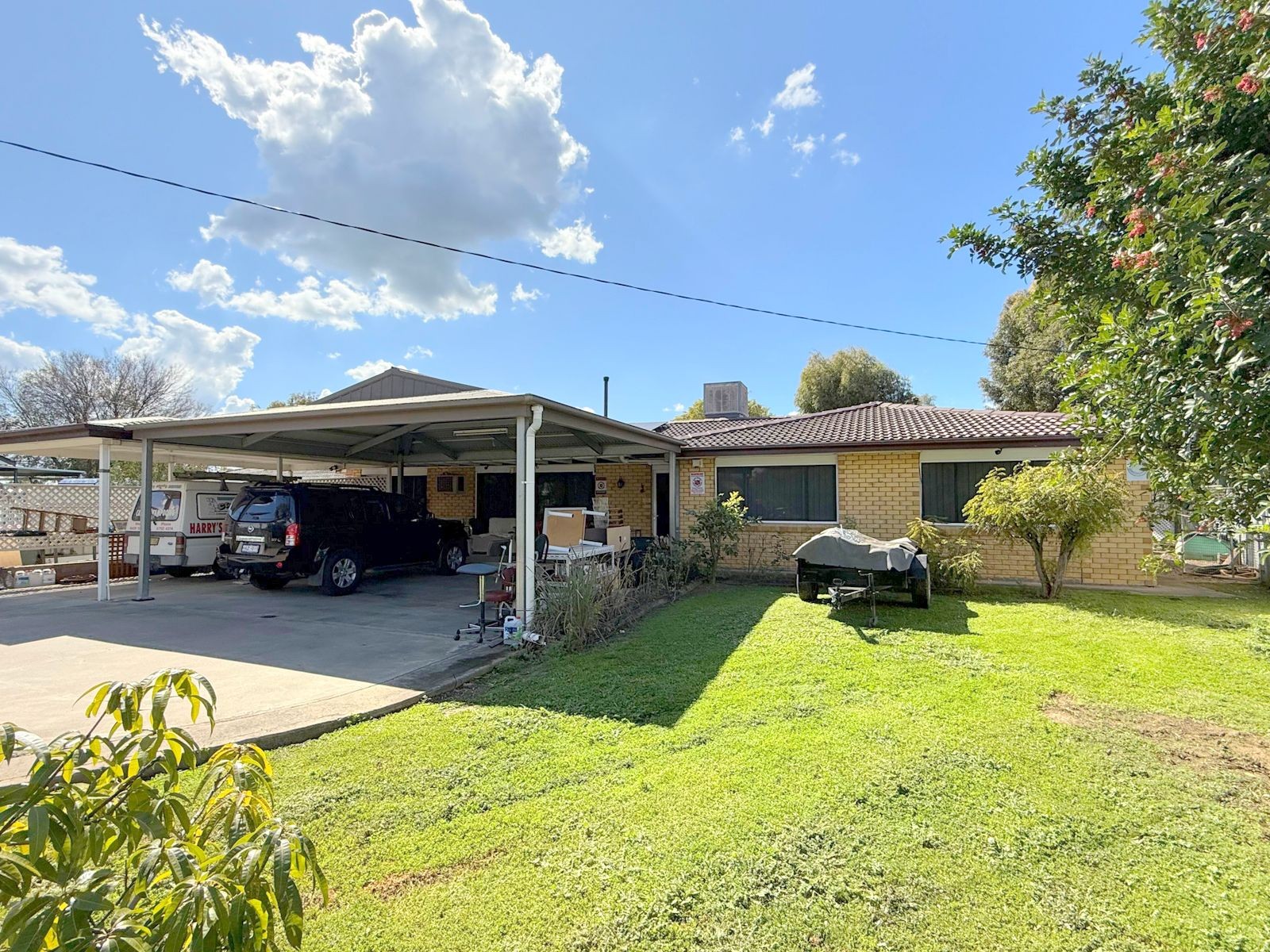 2 Warrina Crescent, Moree, NSW 2400