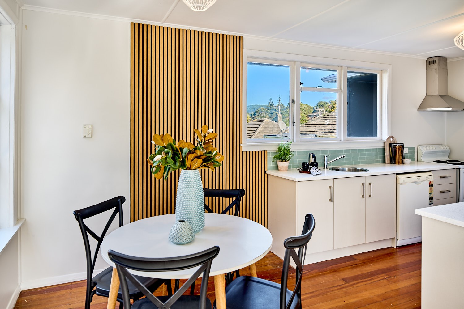 38a Victory Crescent, Tawa, Wellington City