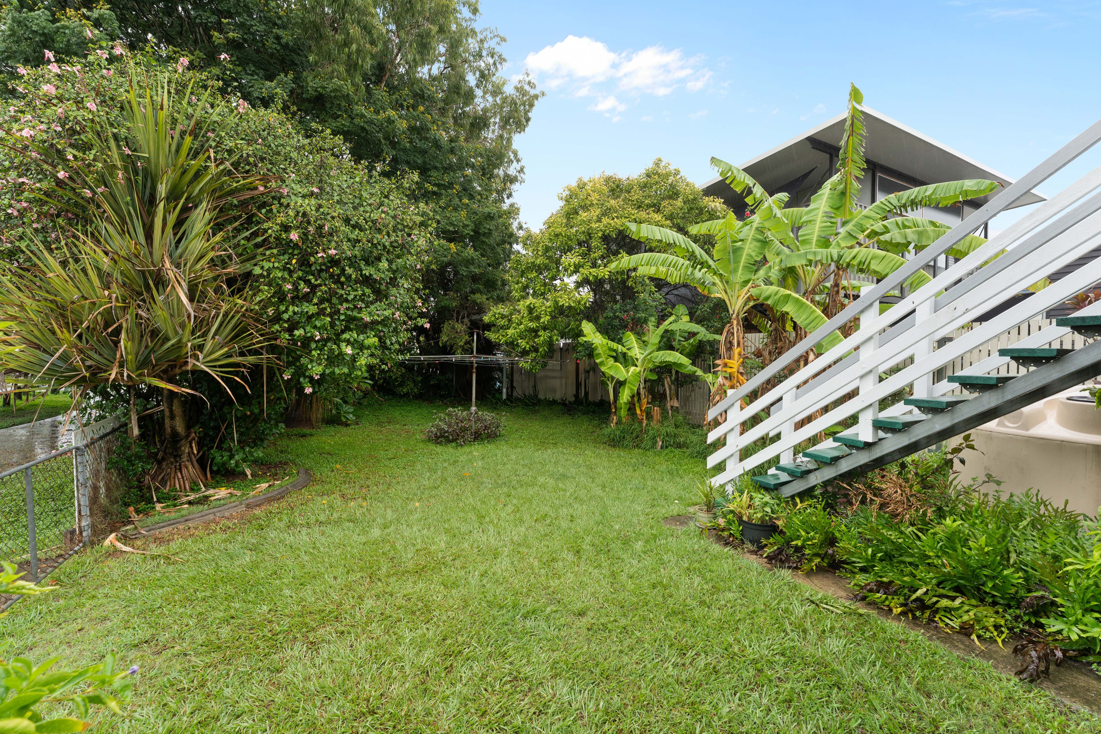 159 Rainbow Street — photo 4 of 15