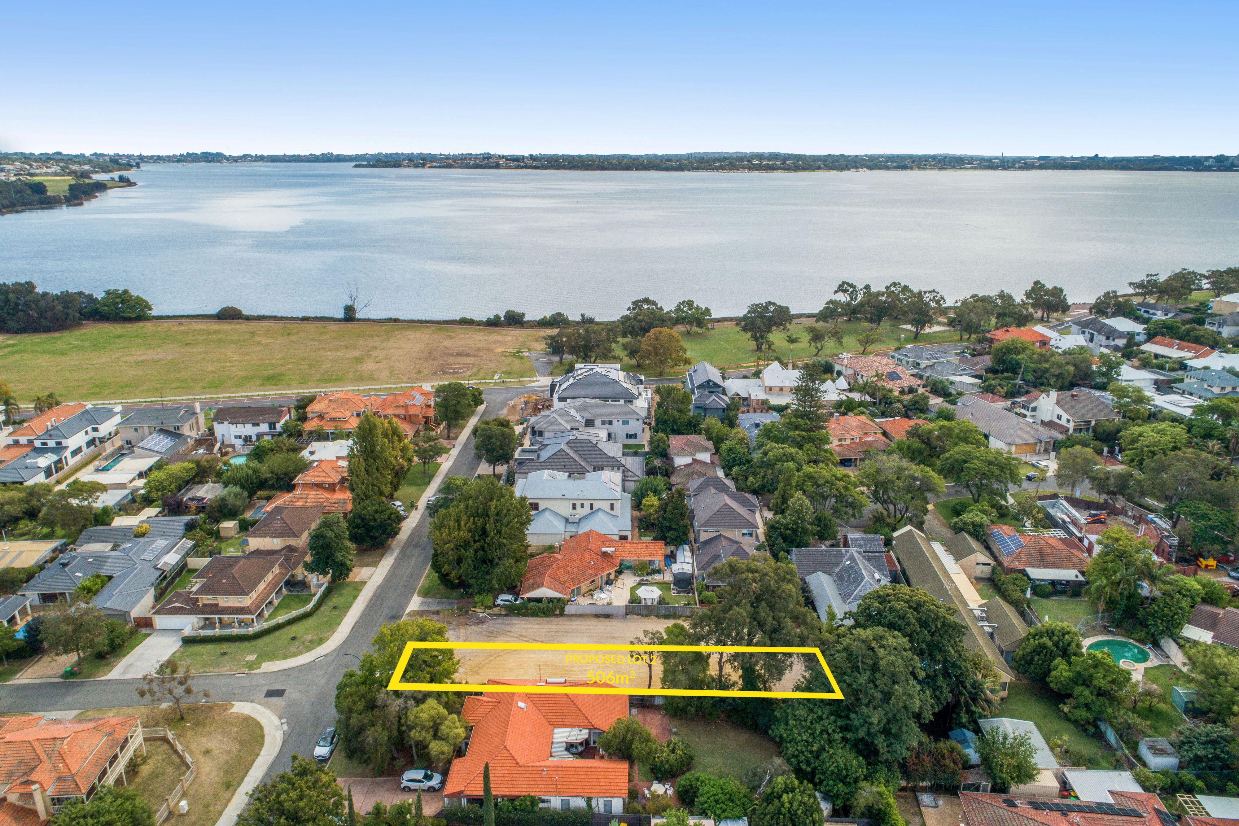7B Cantray Avenue, Applecross WA 6153