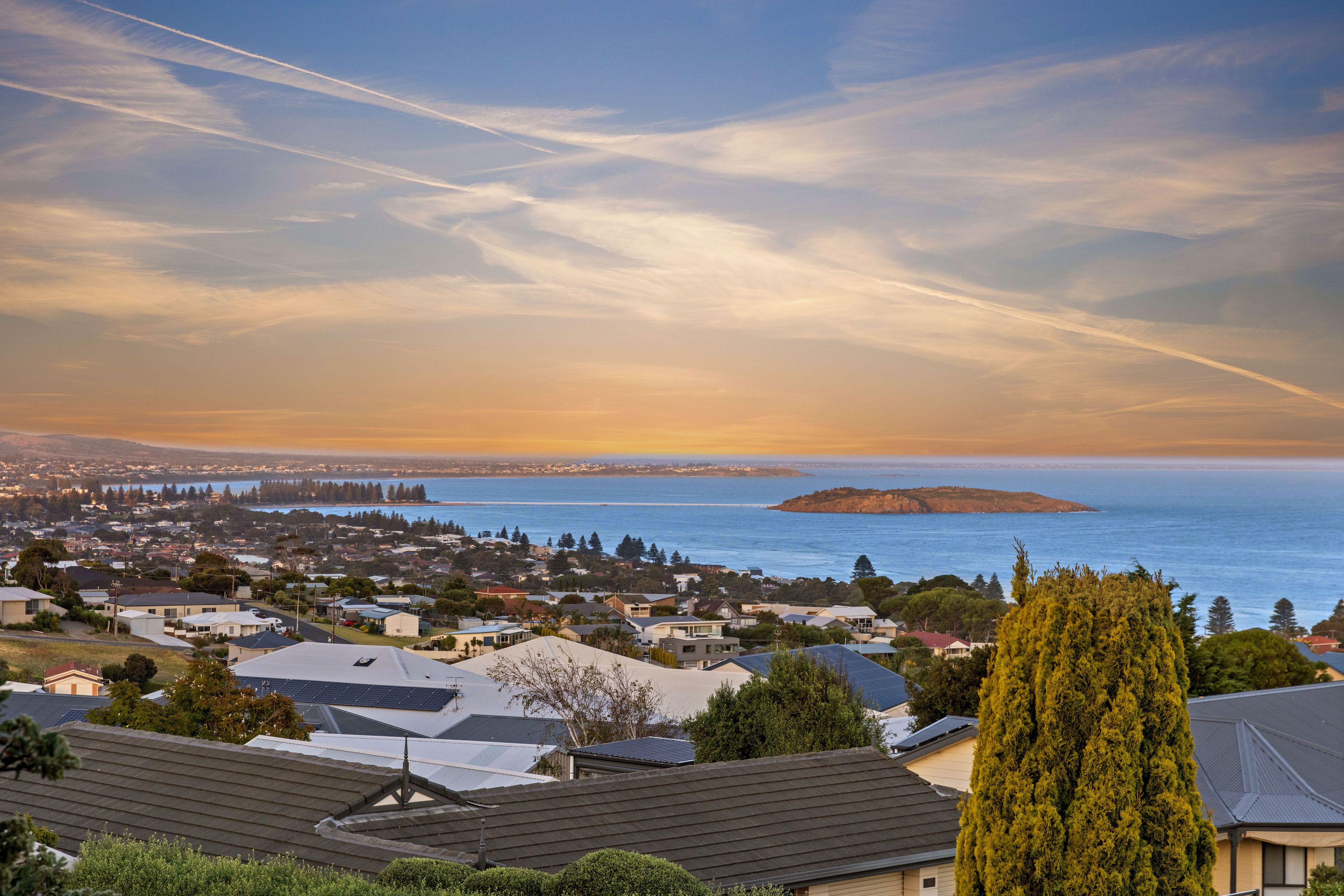 25 Mayflower Court, Encounter Bay, SA 5211