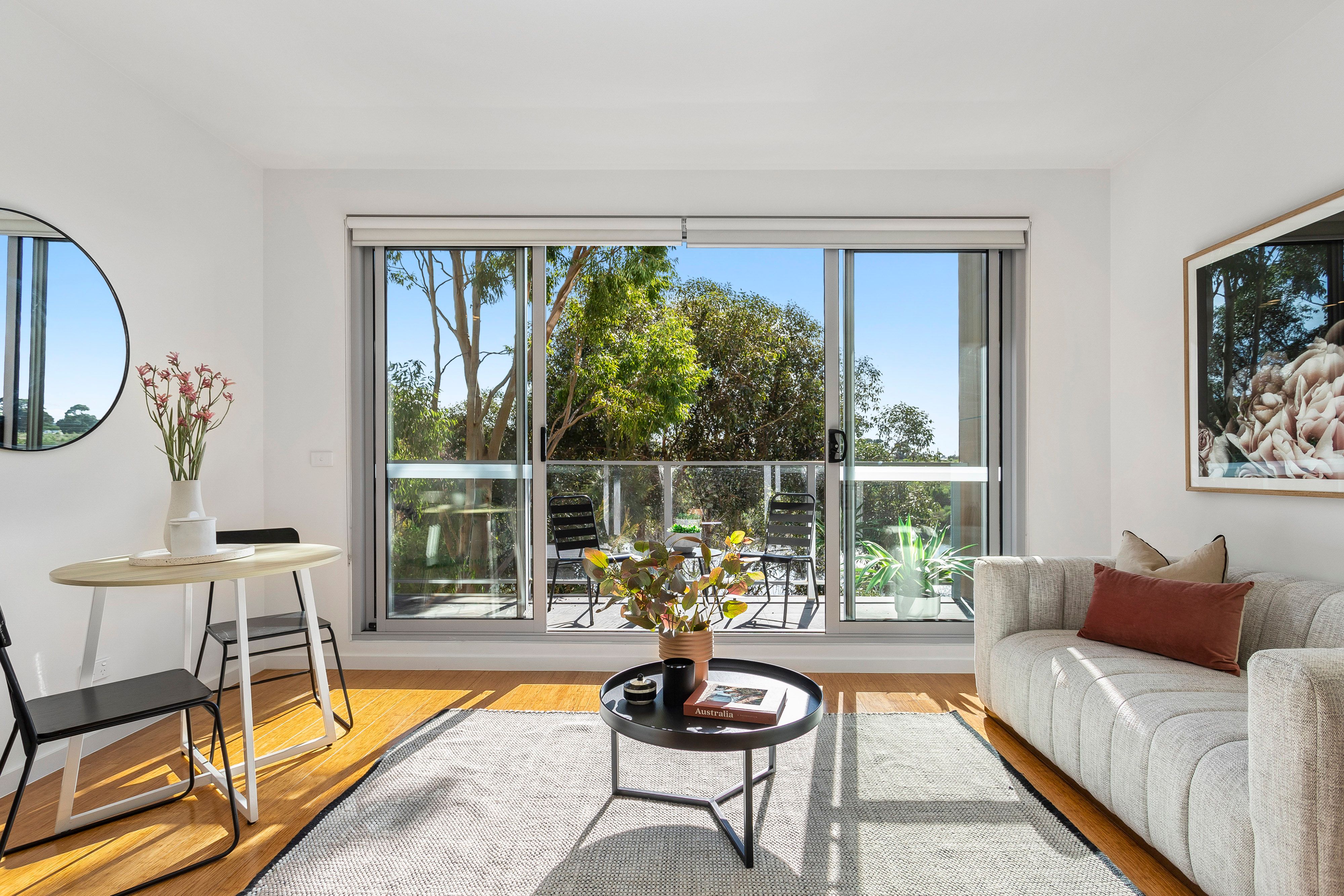 1215 Centre Road, Oakleigh South VIC 3167