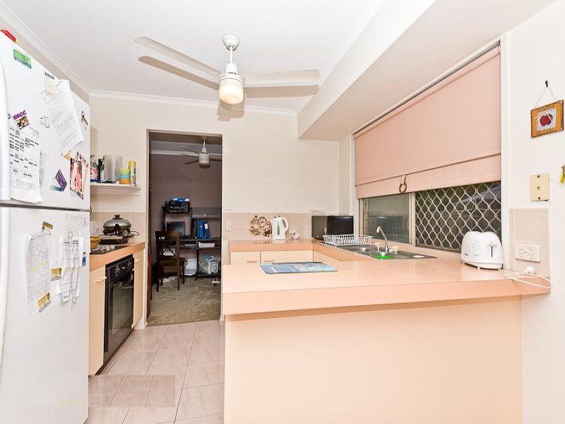 747 South Pine Road, Albany Creek, QLD 4035