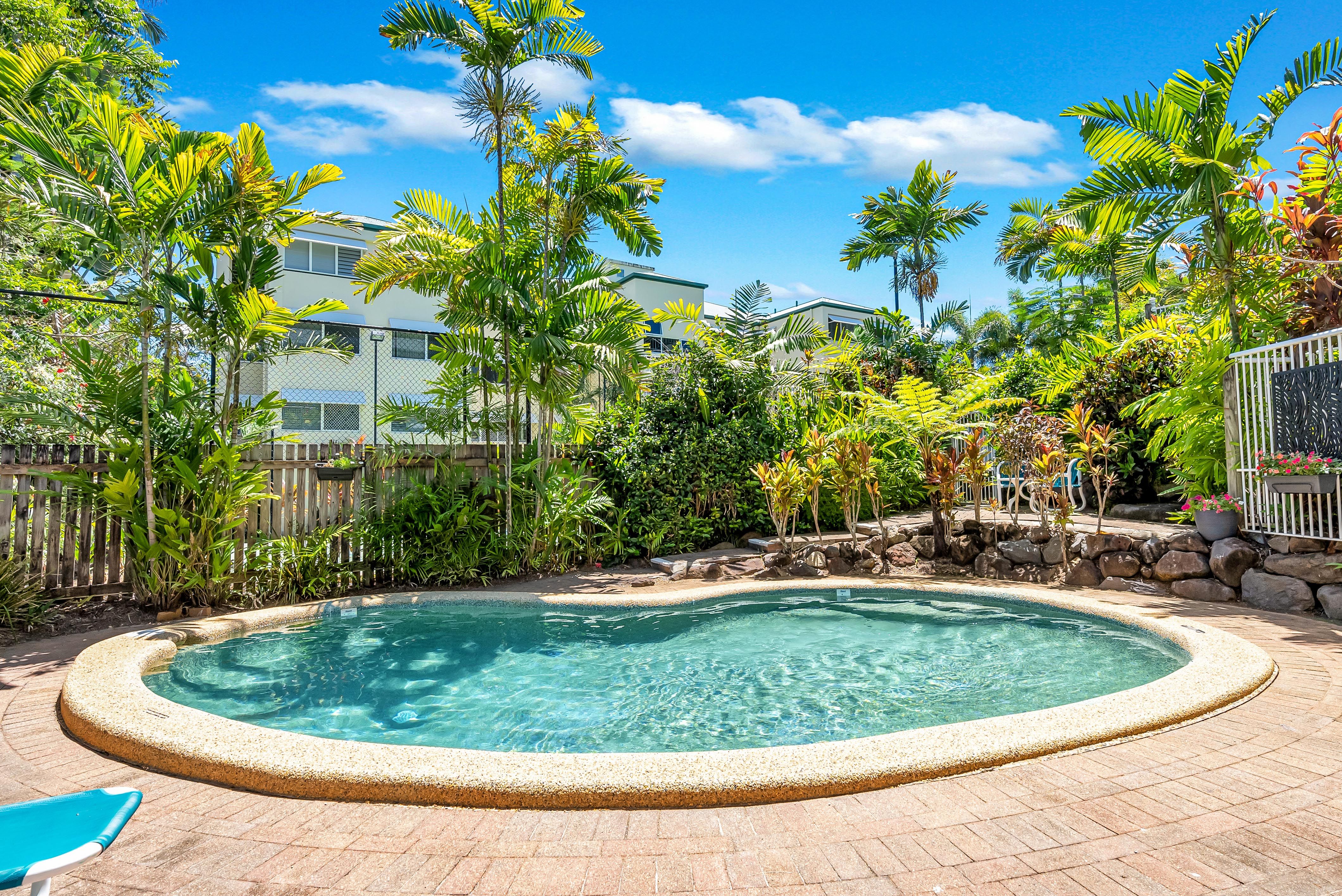 6/44 Moore Street, Trinity Beach, QLD 4879