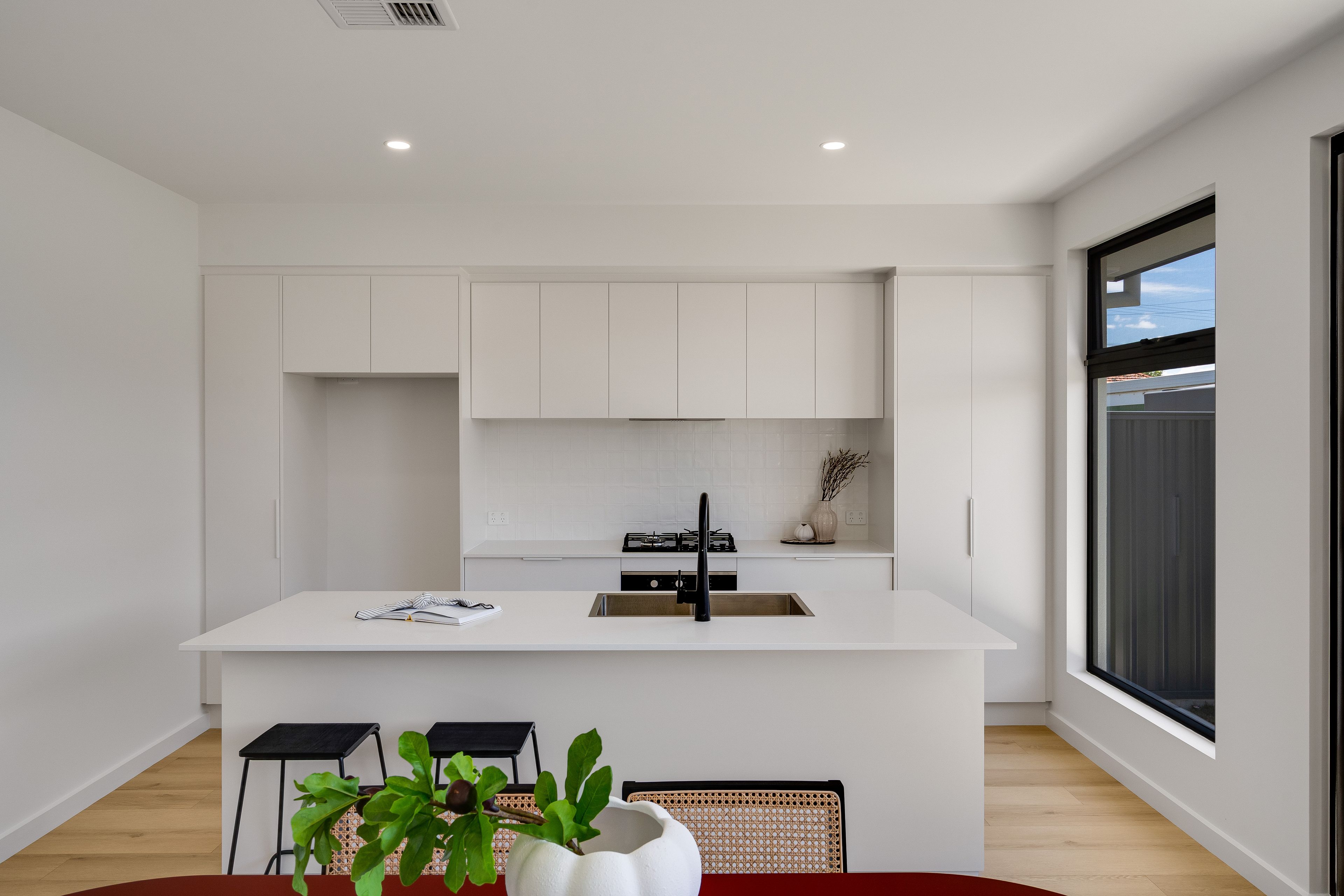 1B and 1C McNab Place — photo 6 of 17